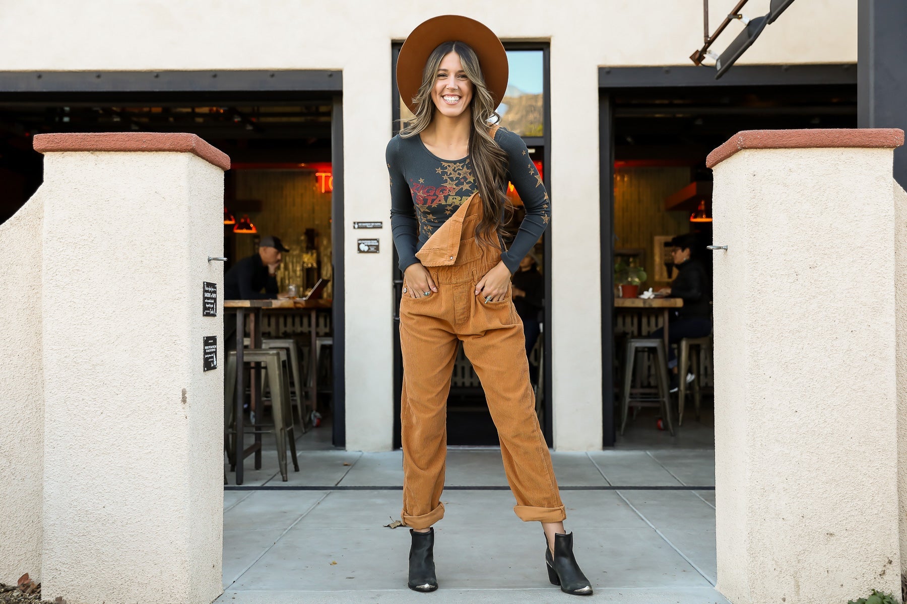 Kariella's 2022 Holiday Wishlist - Kariella