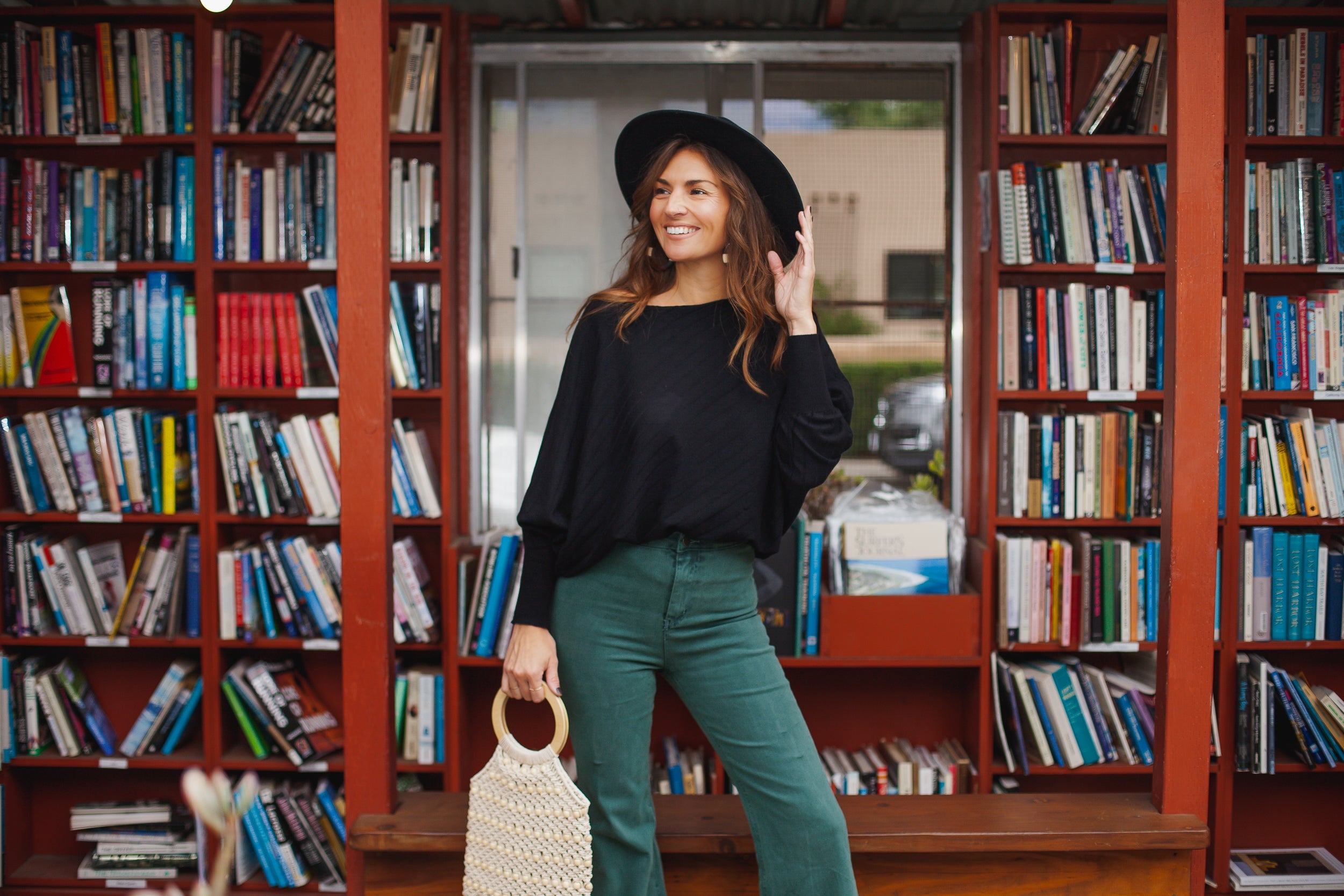 The Sweater Everyone's Talking About - Kariella