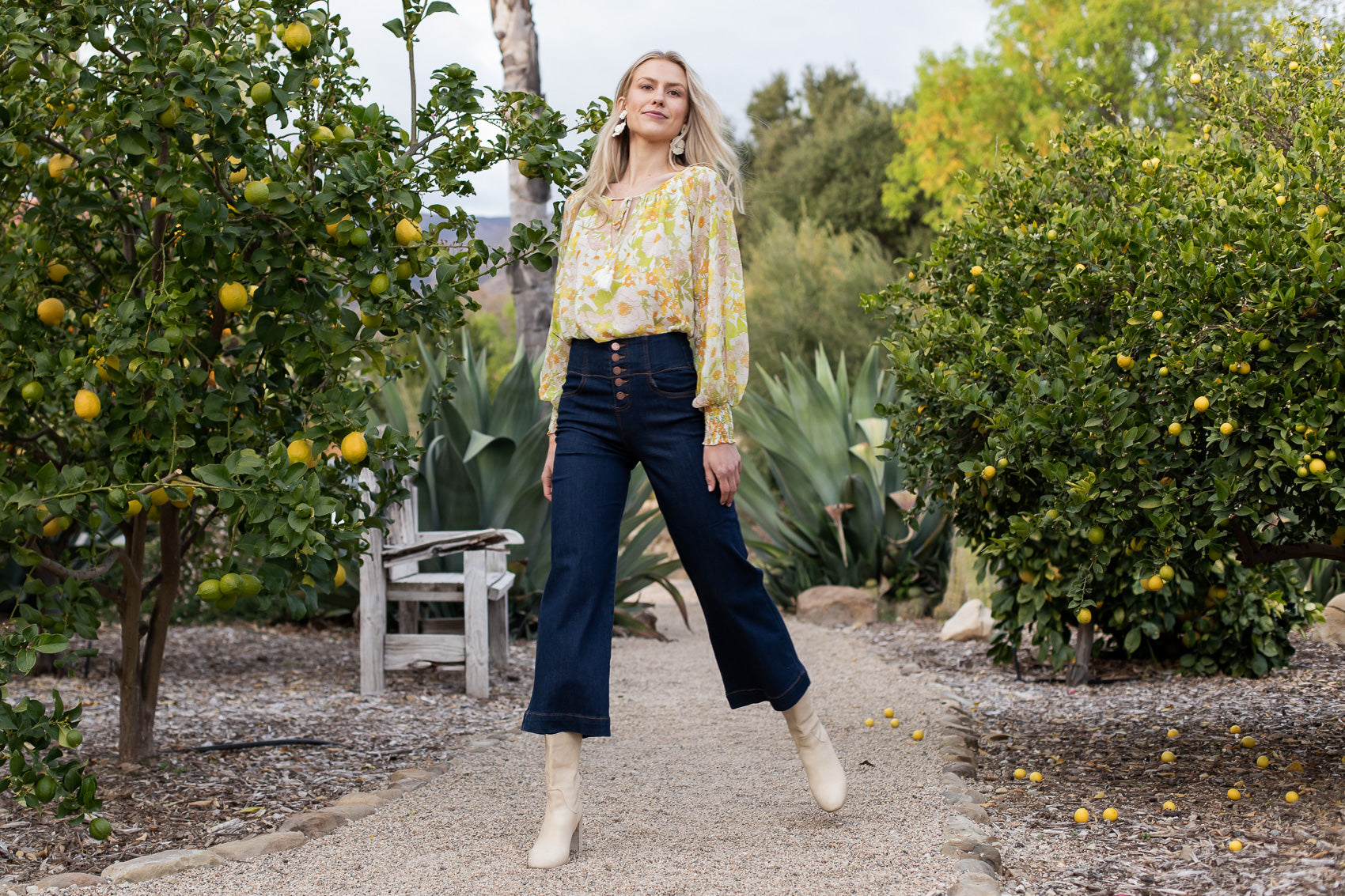 The Modern 60's Wardrobe - Kariella