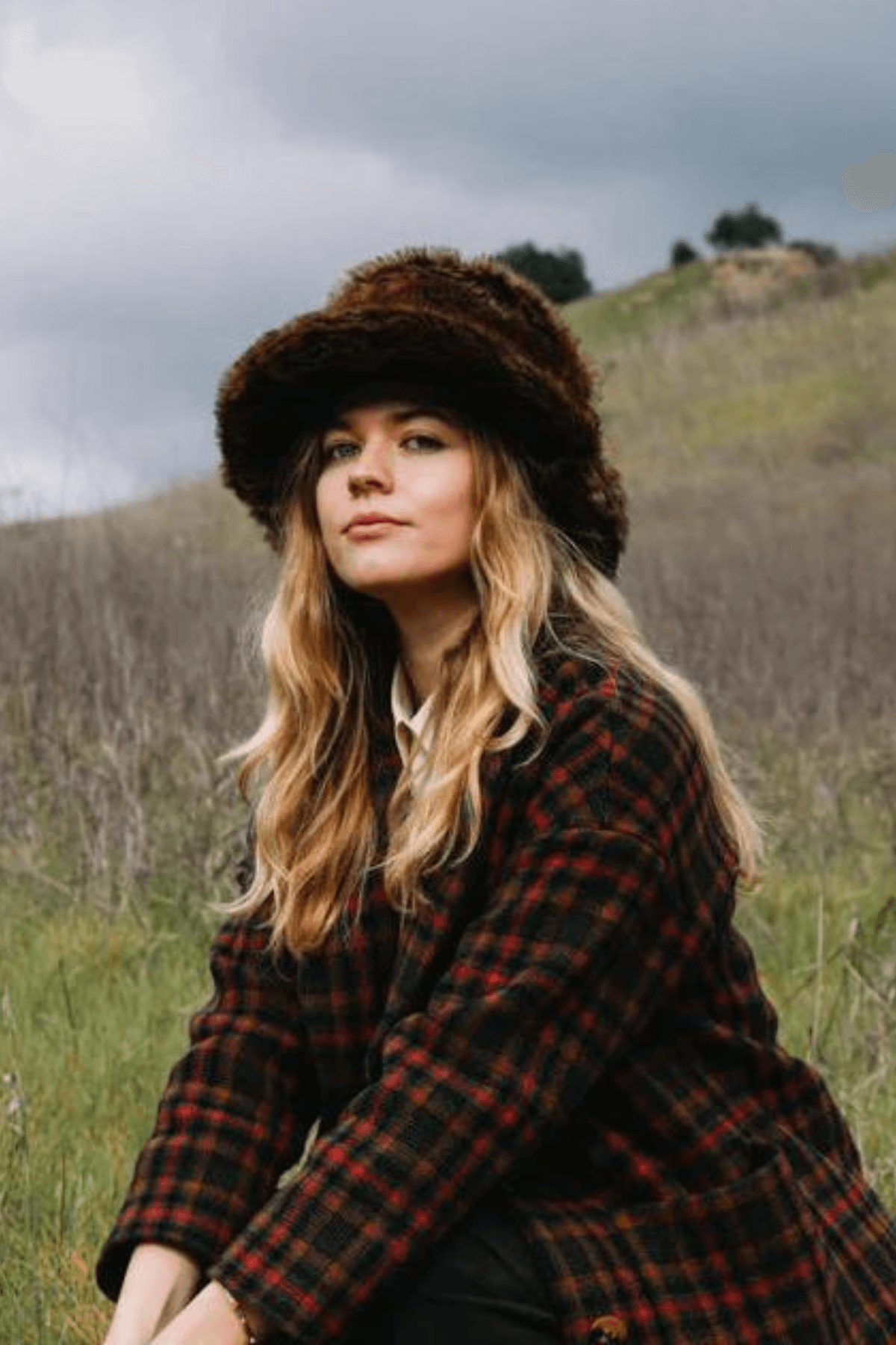 Wyeth Chewy Hat Brown Fur Bucket Hat