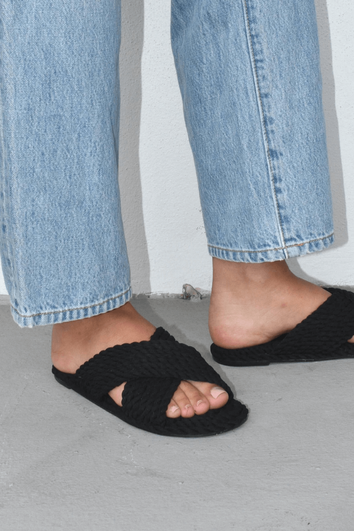 Salt and Umber Saraya Woven Sandal Slide Black