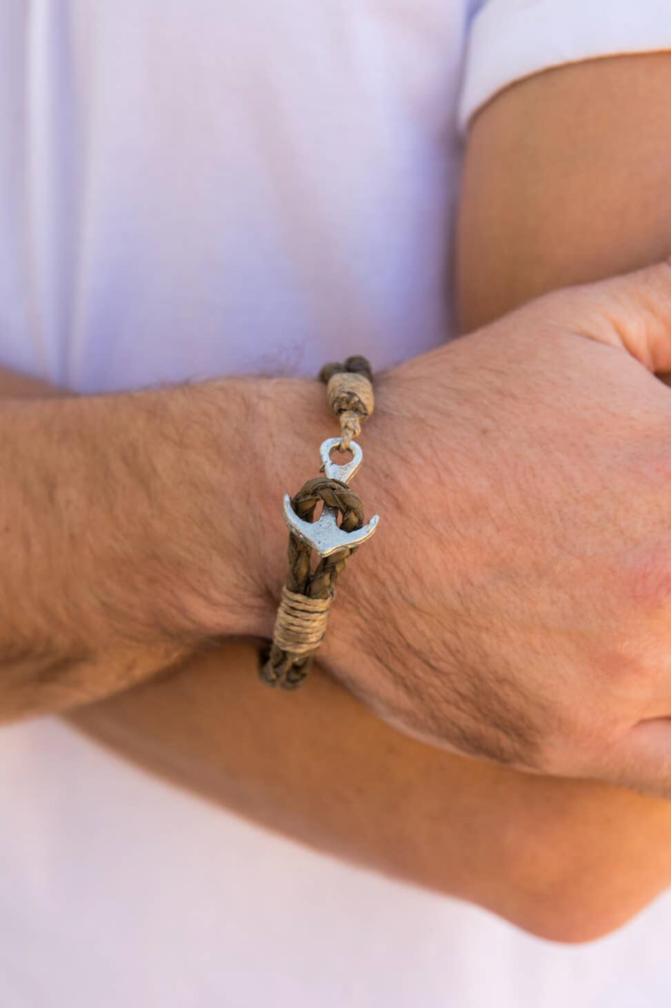 Anju Jewelry Aadi Green Leather Anchor Bracelet. Shop men’s jewelry for everyday wear. Men’s leather jewelry. Casual men’s jewelry. Popular men’s jewelry styles for casual outfits. Adventurous jewelry for men. Indian jewelry for men. Handmade jewelry for men of all styles. Feel the spirit of India when you wear Anju’s jewelry for men. Genuine leather necklaces and handwoven leather bracelets include metal accents and wooden accents. Easy men’s jewelry with an Indian flair will keep you looking stylish.