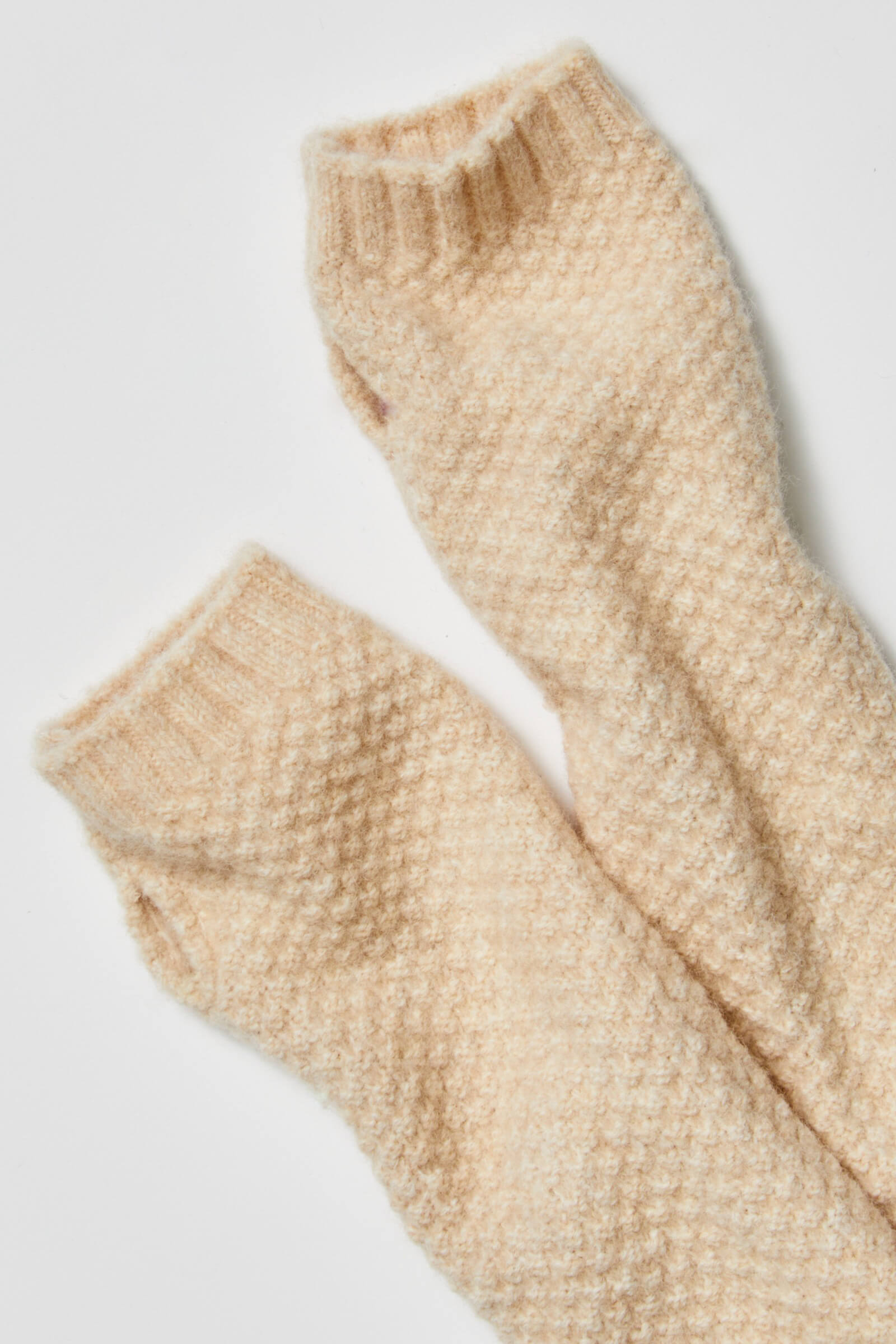 cream armwarmers