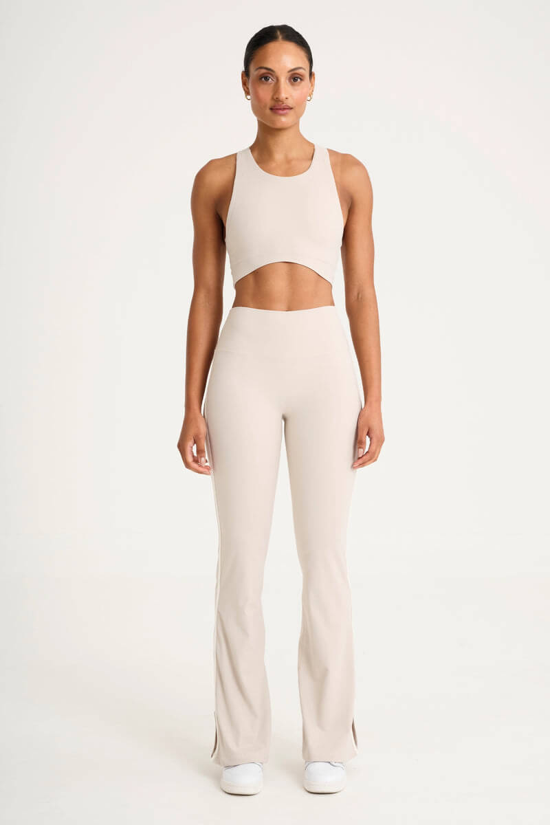 ALLFENIX Cloudcore Contrast Flare Legging in stone
