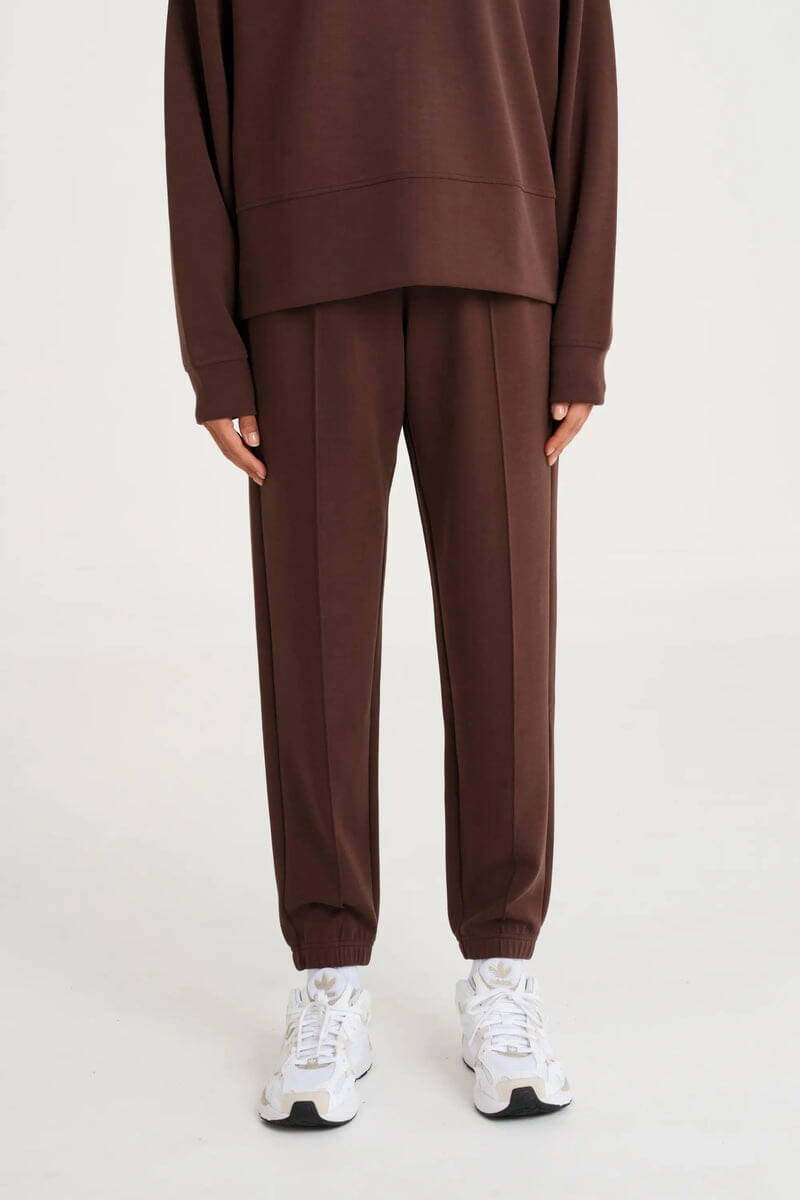 ALLFENIX Soft Luxury Cuffed Track Pant in espresso