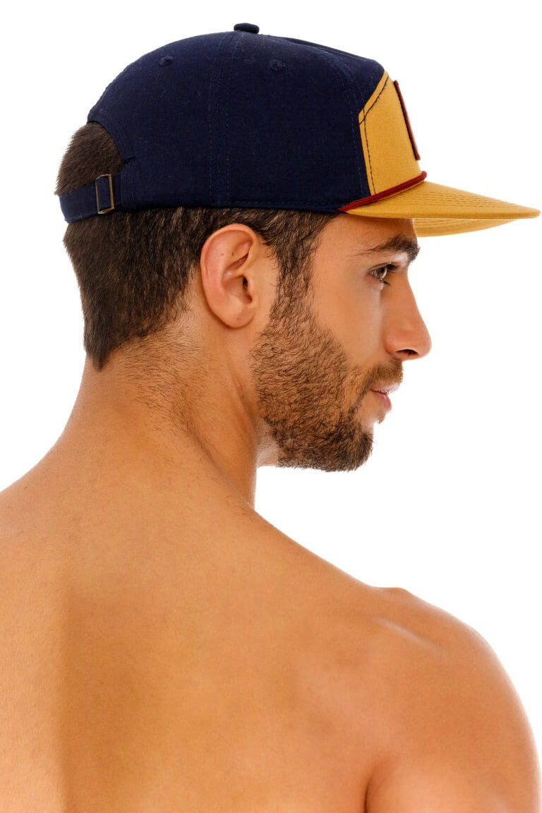 Agua Bendita zuk kioto hat