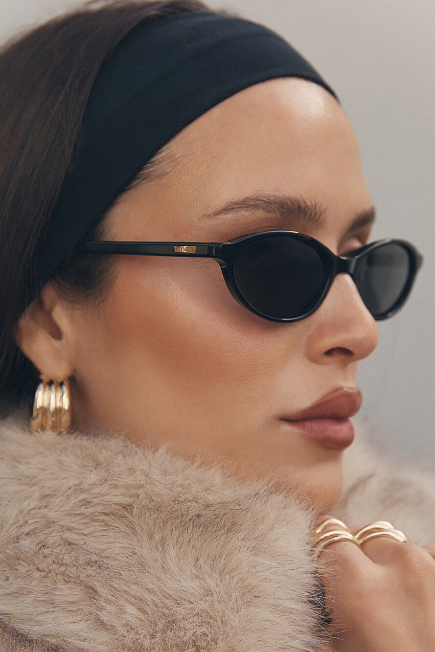 Banbe Rodrigo Sunglasses in black black