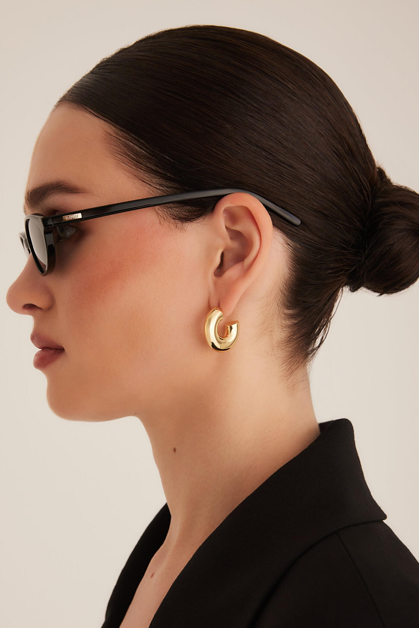 Banbe Rodrigo Sunglasses in black black