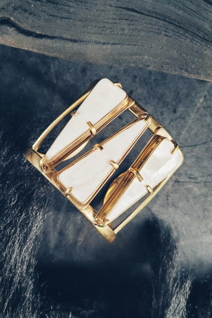 Bisjoux brass seashell mop cuff