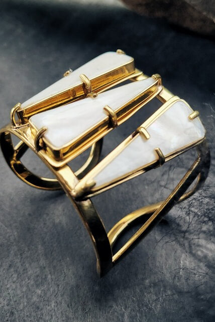 Bisjoux brass seashell mop cuff