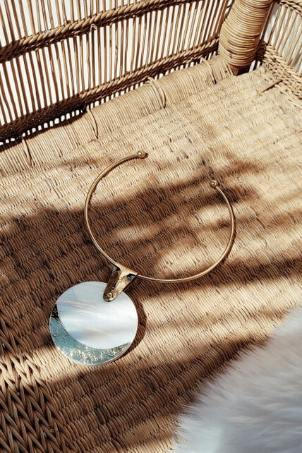 Bisjoux seashell mop pendant