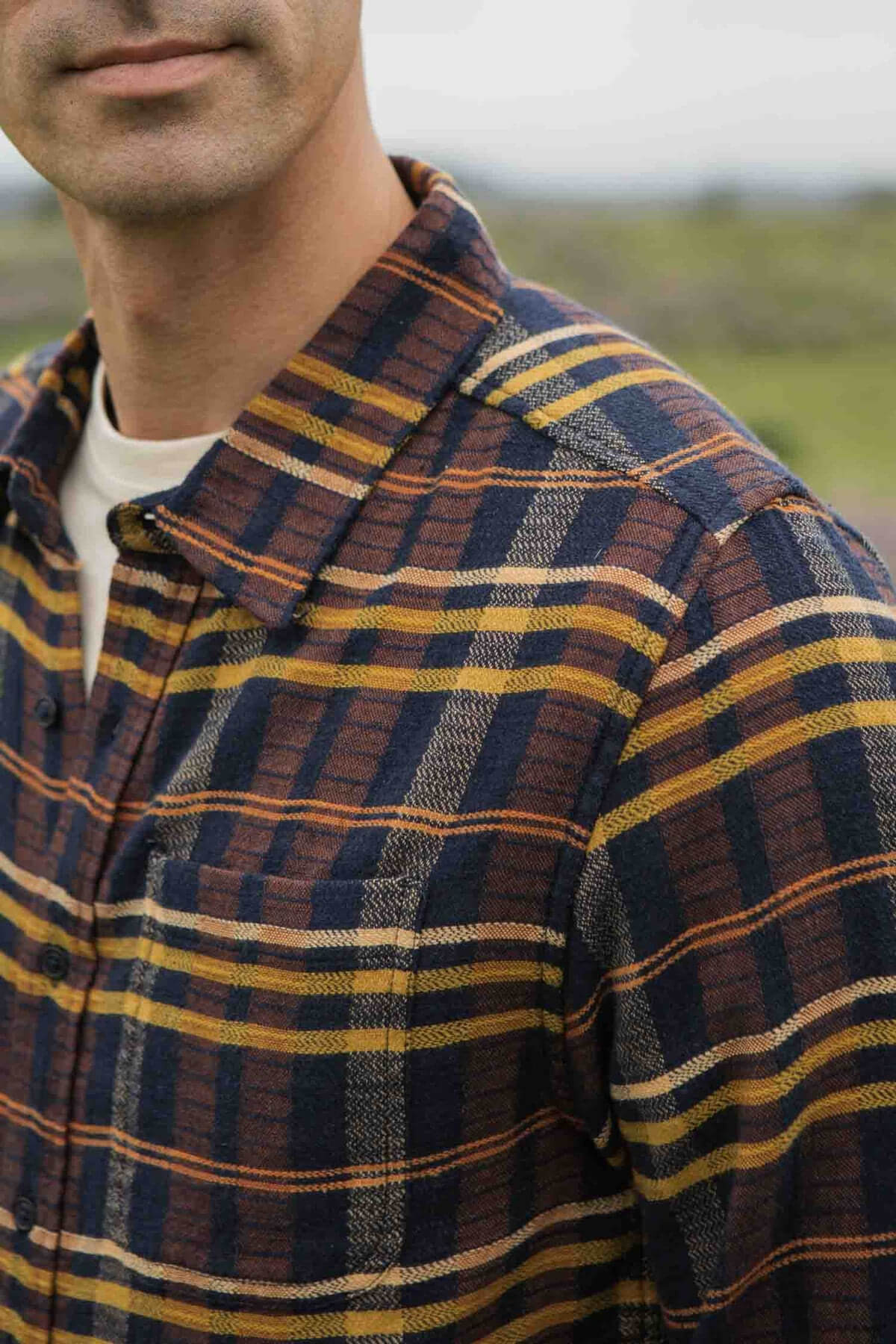 Bridge & Burn Larson Shirt in desert dawn plaid