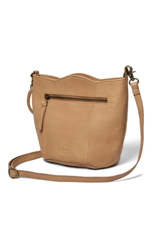 Day & Mood Day Tia Shell crossbody in camel