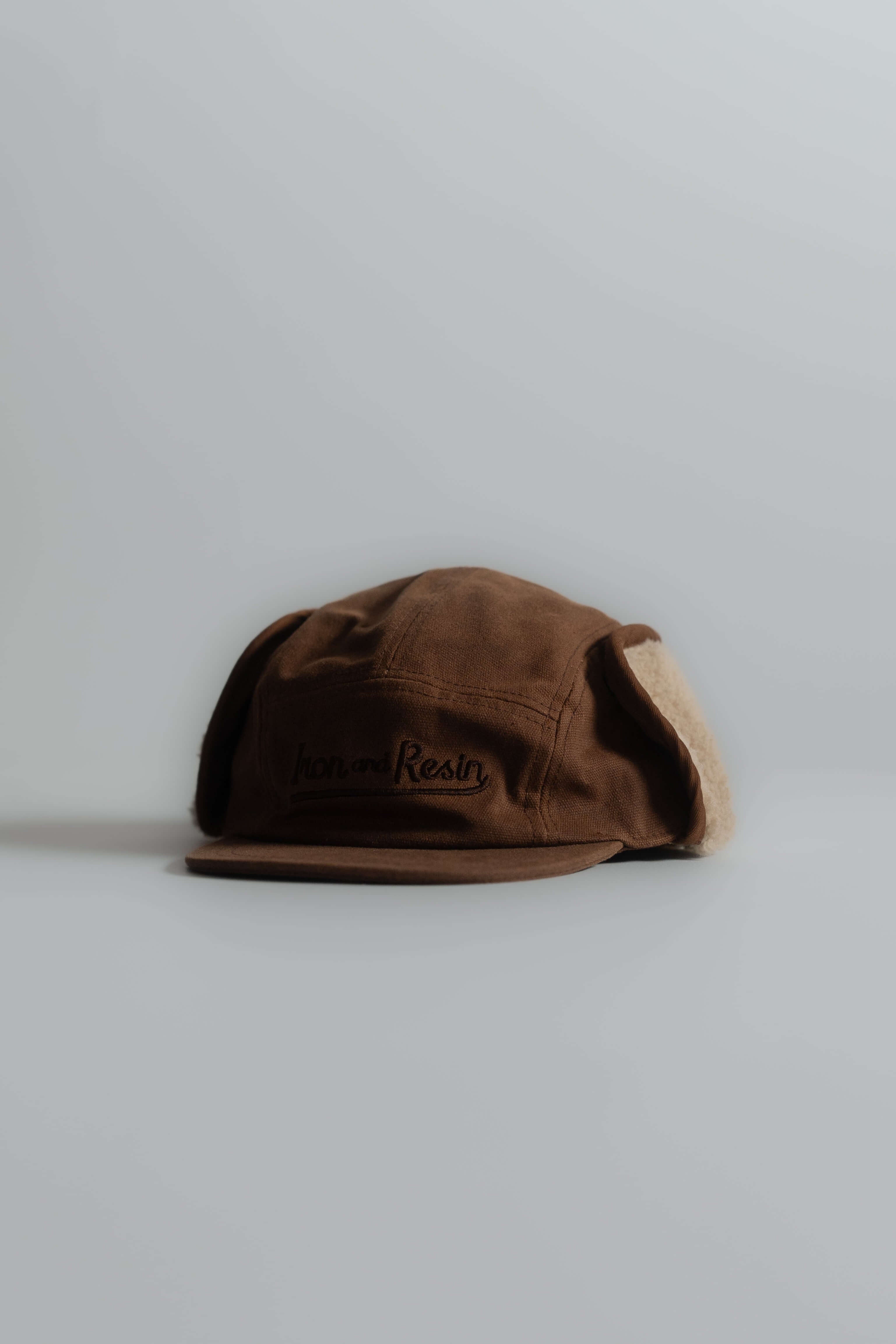 Iron & Resin Shervin Hat in cognac