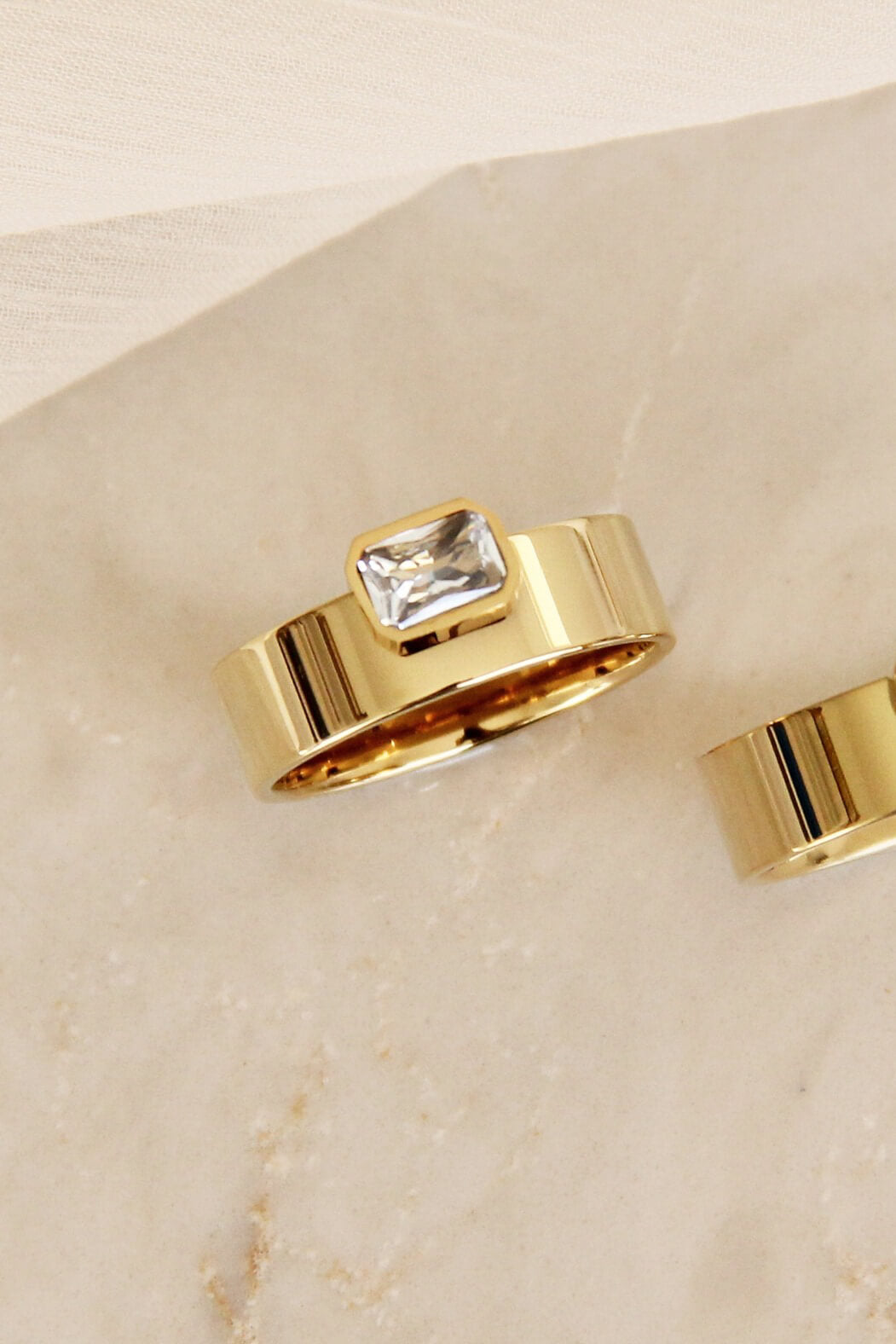 Maive Jewelry CZ emerald cut bezel band ring 