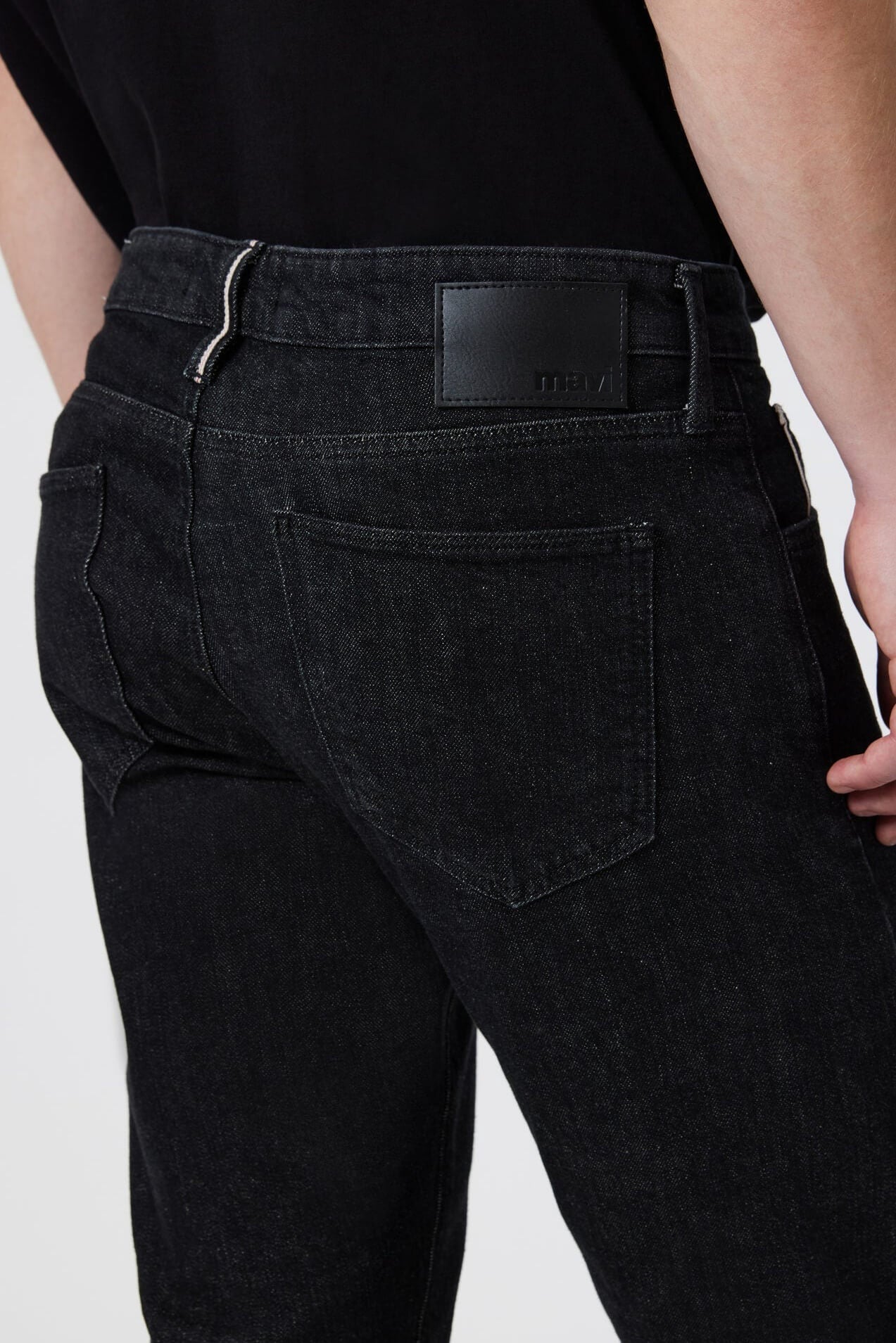 Mavi Jeans Marcus slim straight leg in black selvedge