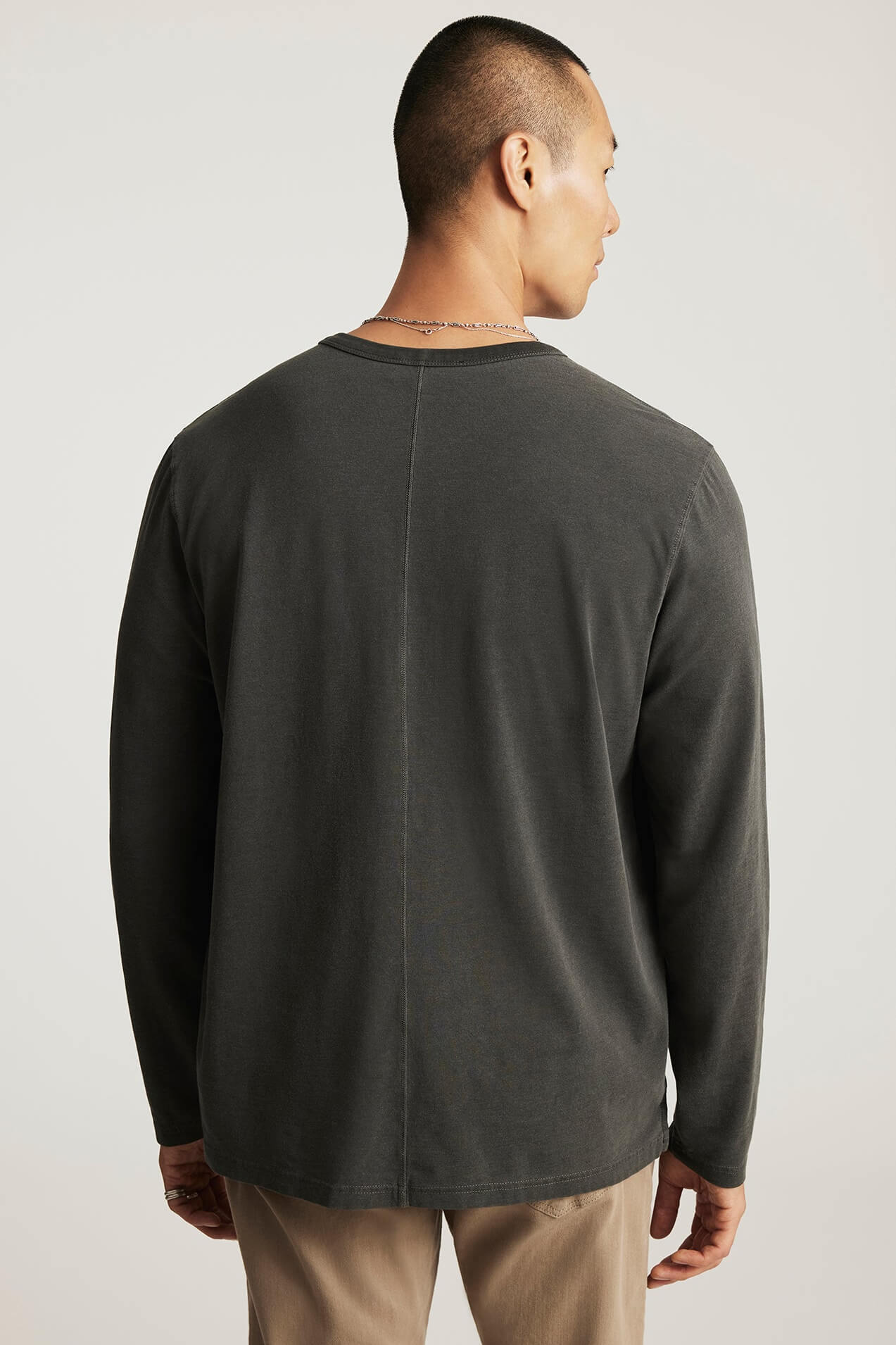 Mavi Long Sleeve Henley in pirate black
