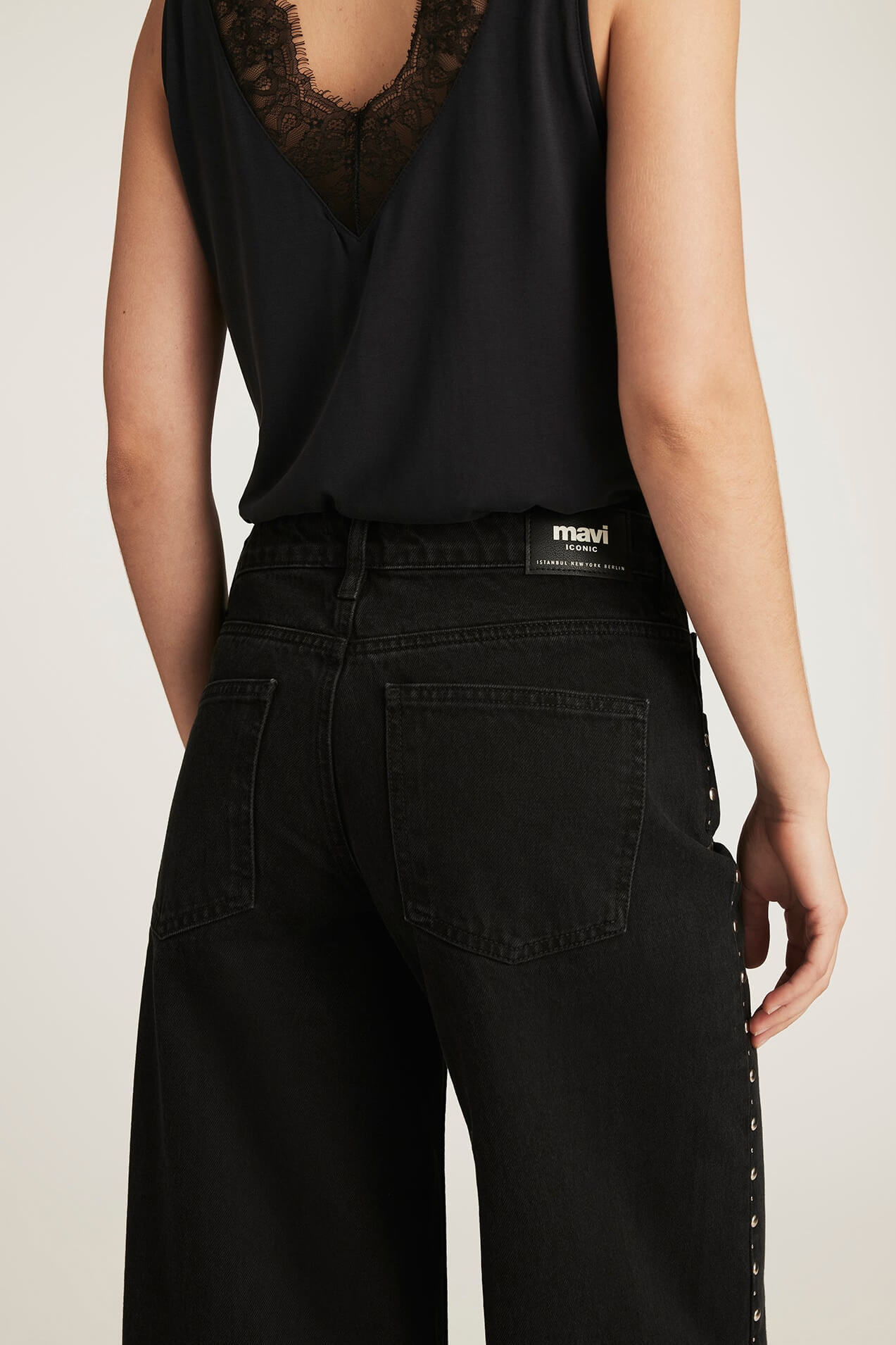 Mavi Rebecca Studded Wide Leg in smoke