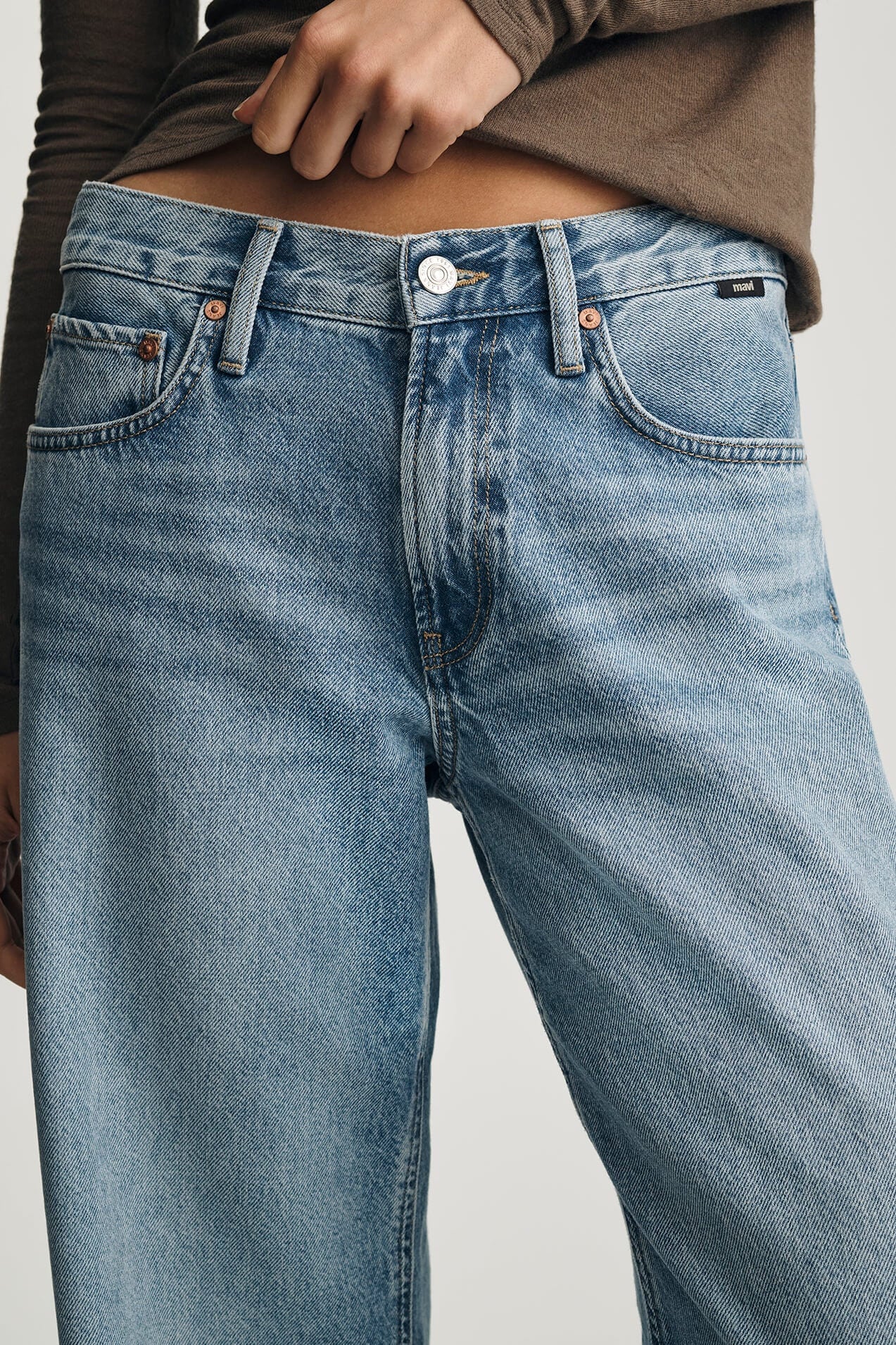Mavi Sandy Wide Leg Jeans in mid used classic blue