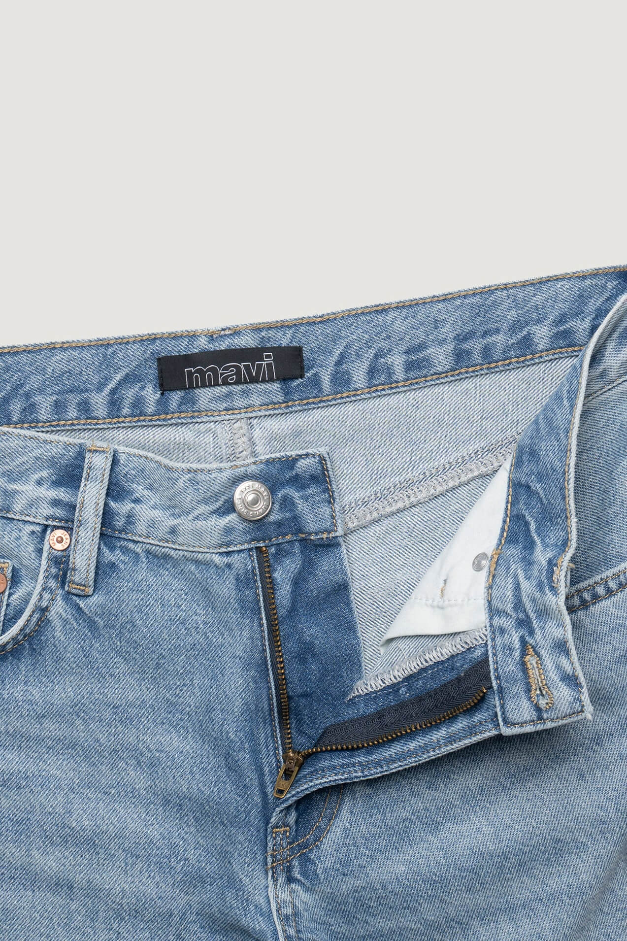 Mavi Sandy Wide Leg Jeans in mid used classic blue