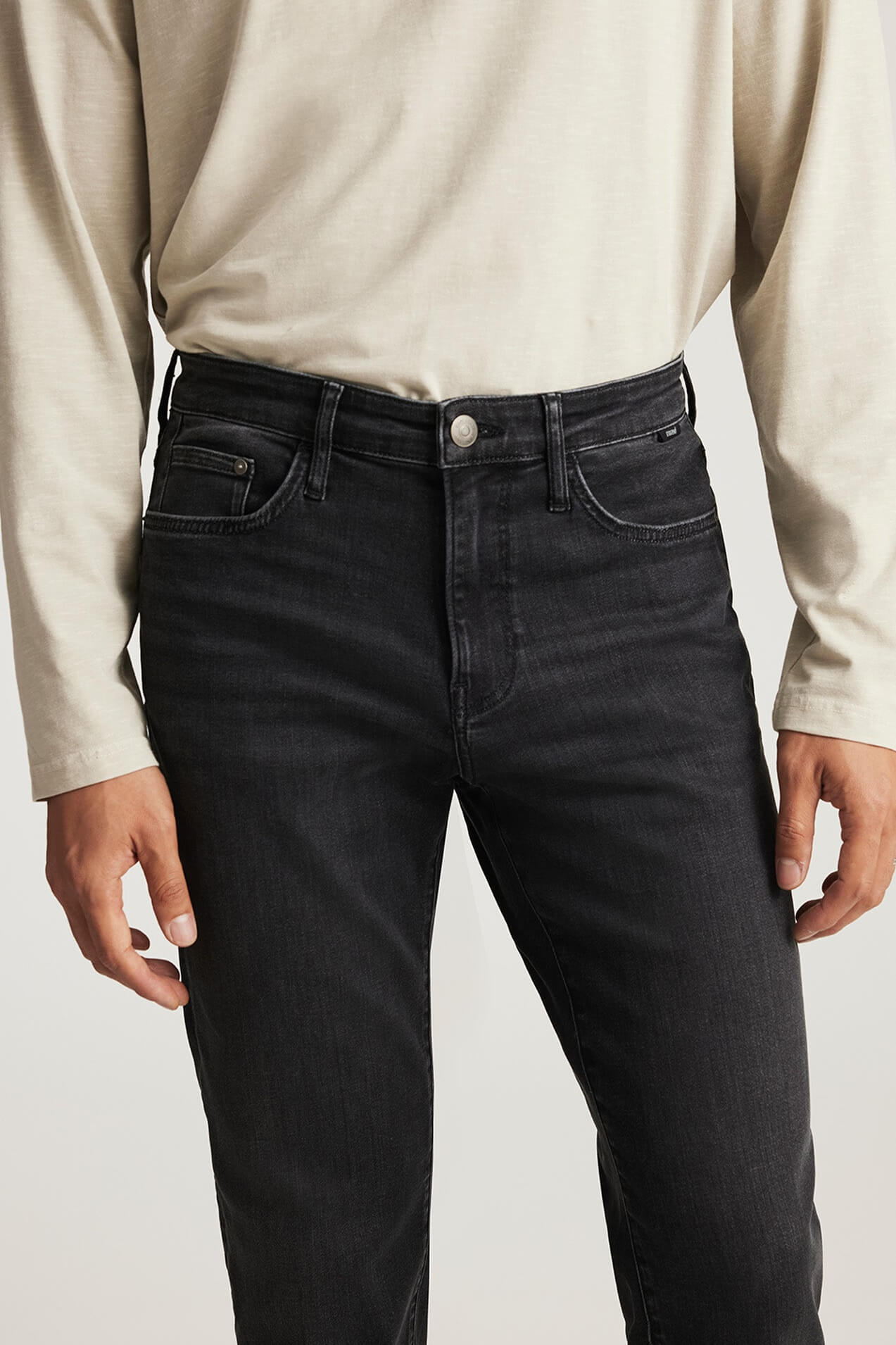 Mavi Jeans Steve Athletic Fit in dark smoke supermove