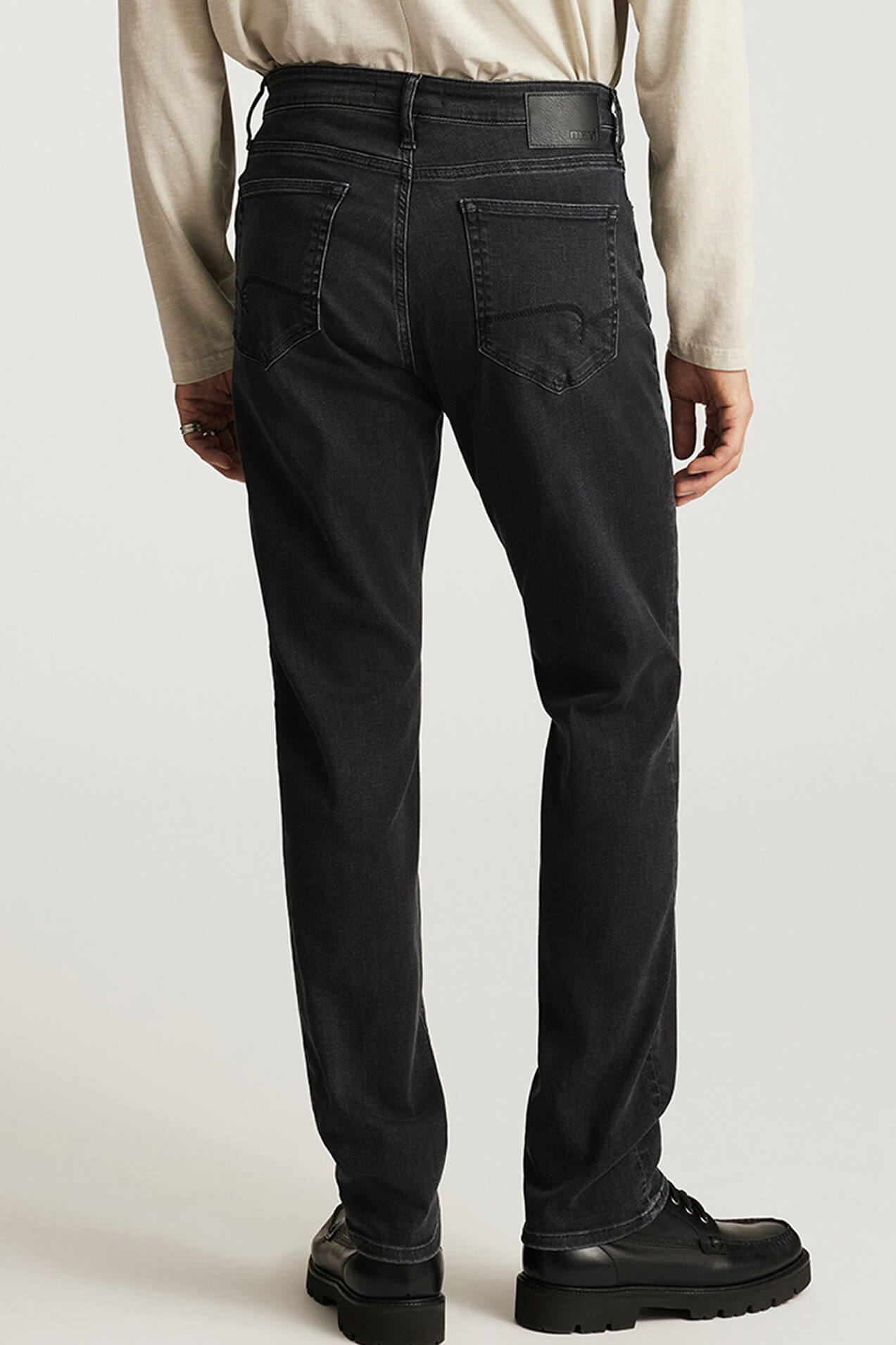 Mavi Jeans Steve Athletic Fit in dark smoke supermove
