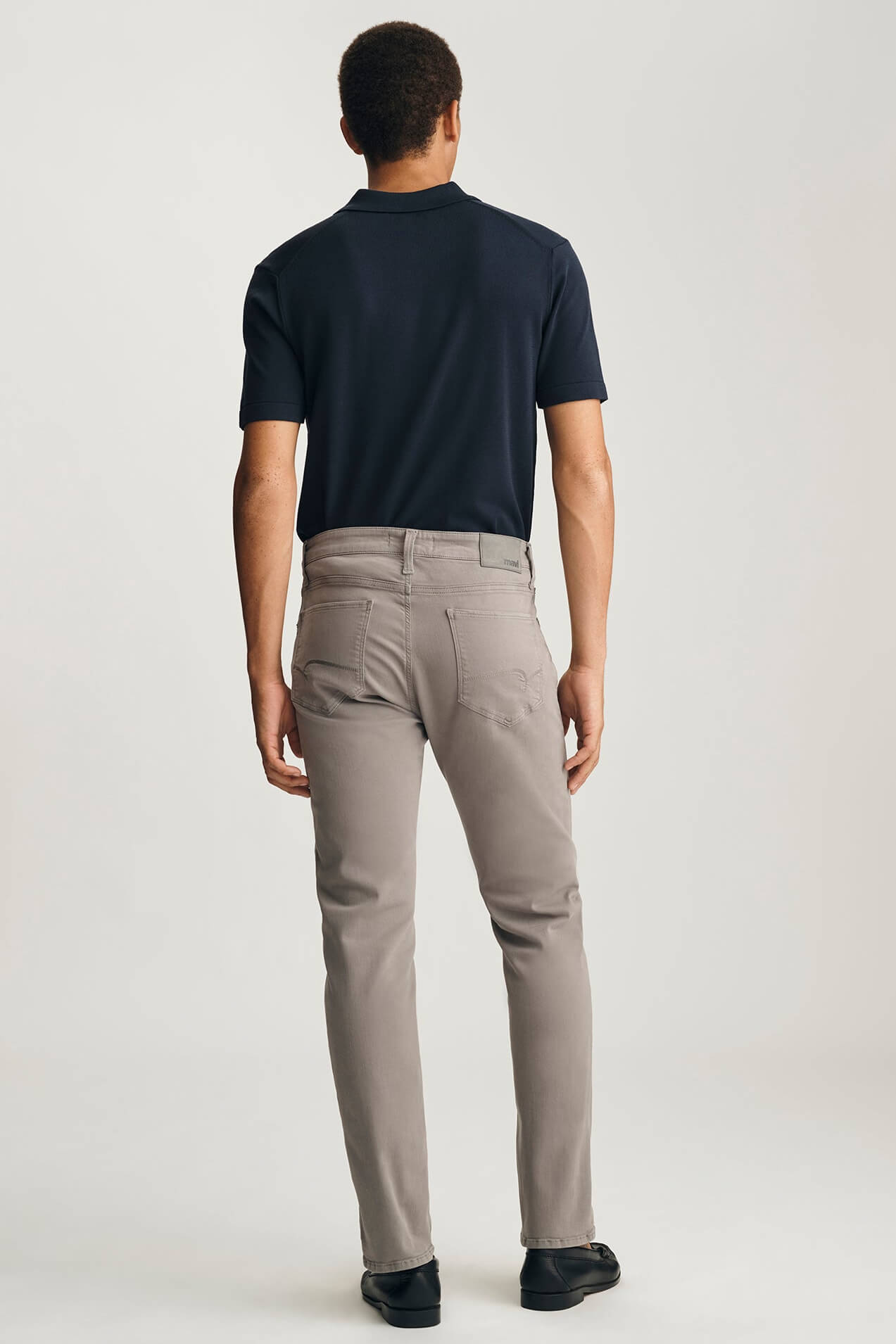 Mavi Zach Straight Leg in anchor supermove