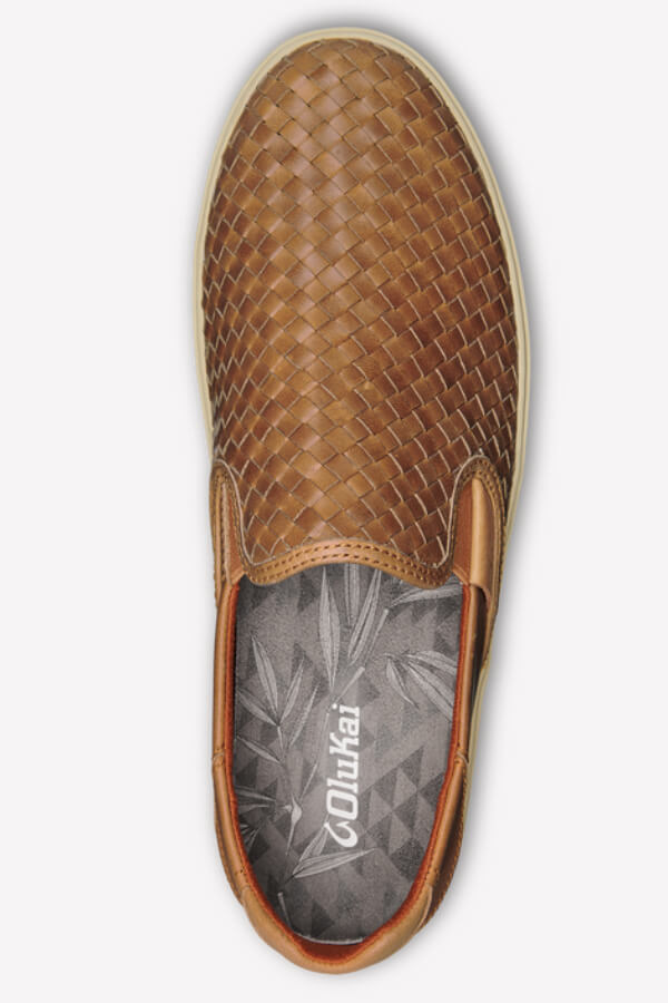 OluKai Laeahi Lauhala Shoe in fox