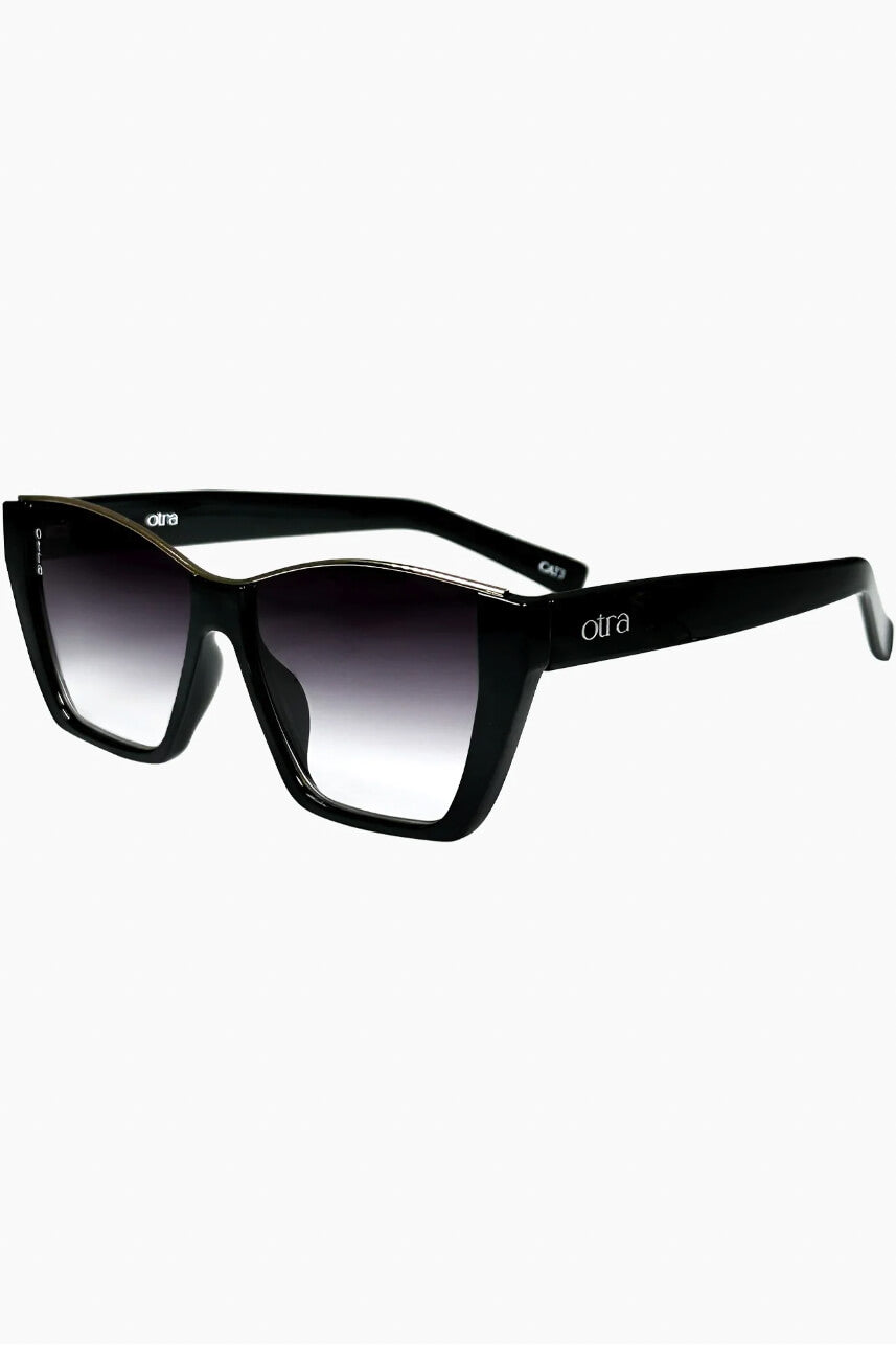 Otra Eyewear Belle Sunglasses in black