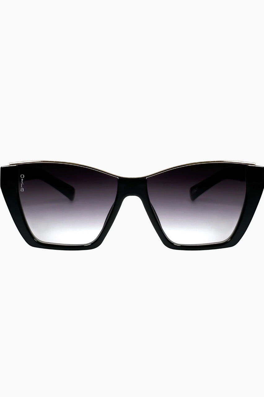 Otra Eyewear Belle Sunglasses in black