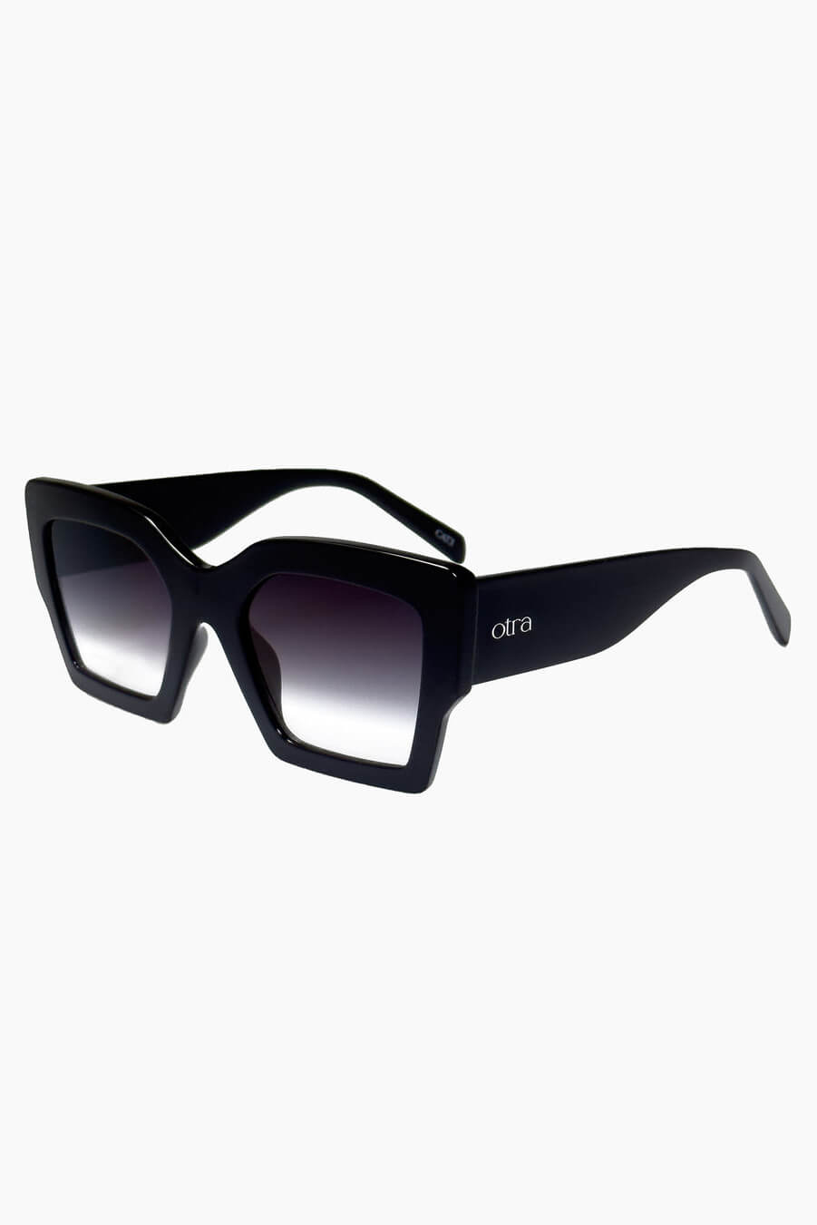 Otra Eyewear pipa sunglasses in black smoke