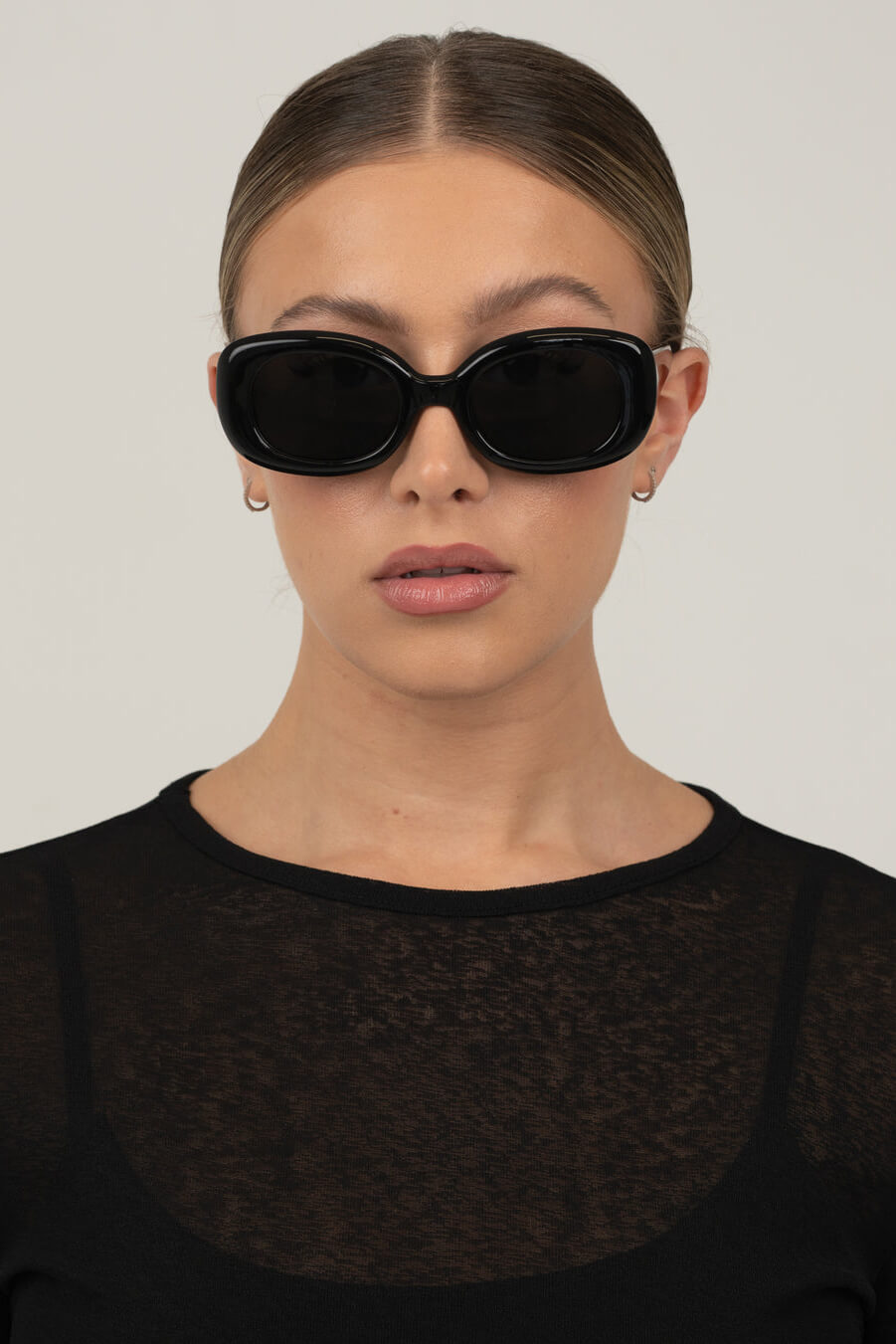 Otra Eyewear Viv sunglasses in black