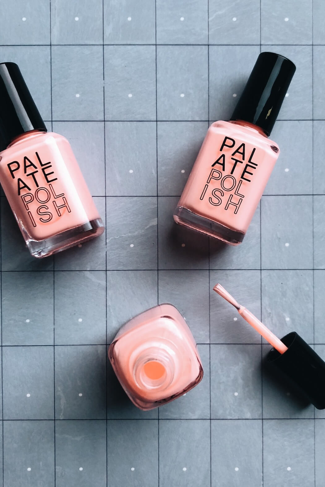 Palate nail polish in peach