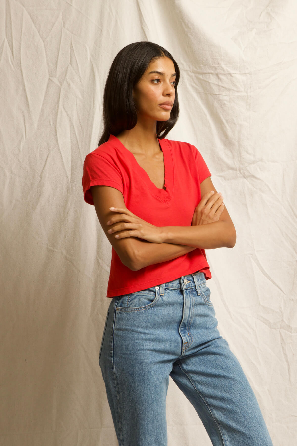 Perfect White Tee alanis cotton v neck in poppy red