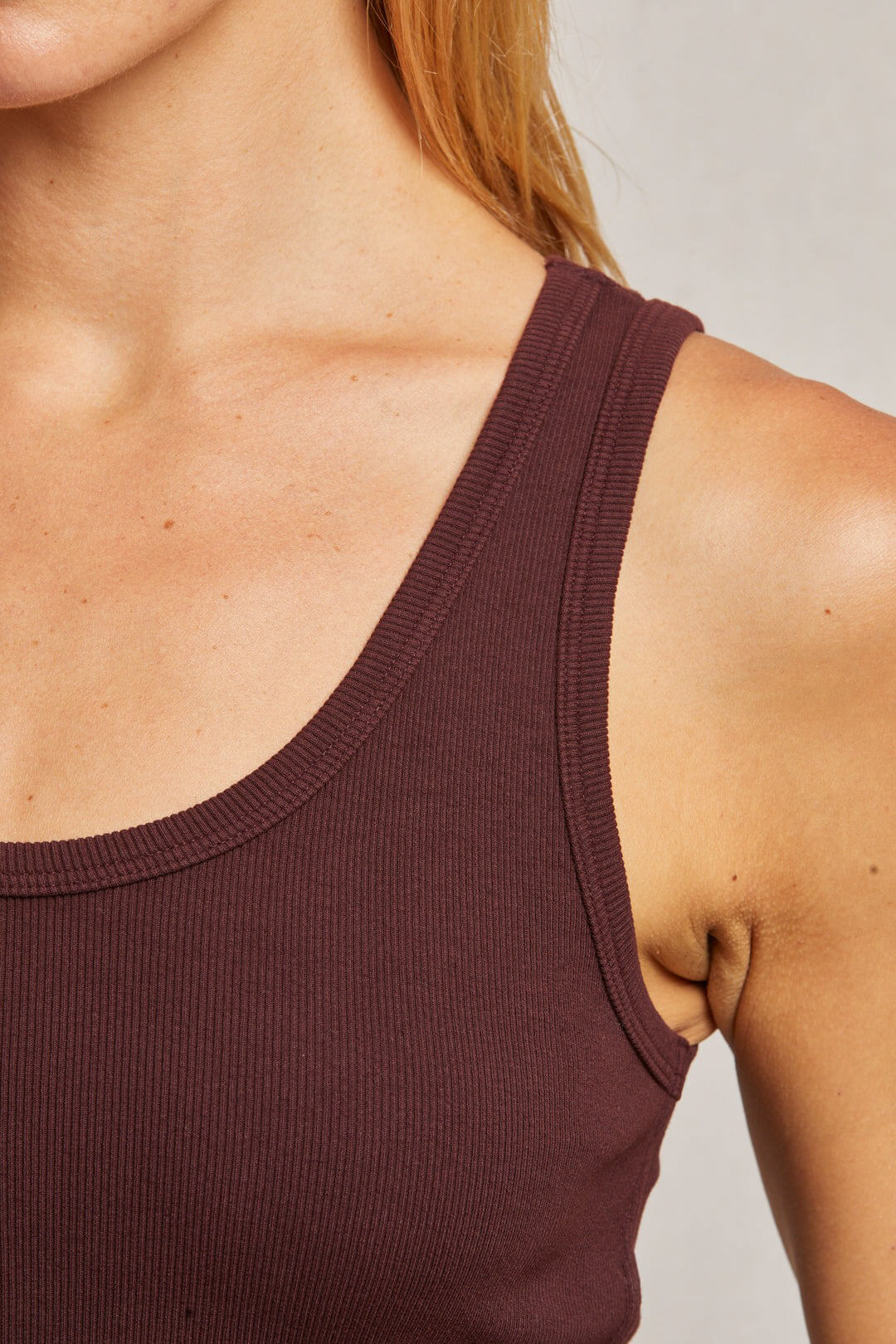 Perfect White Tee blondie tank in blackberry