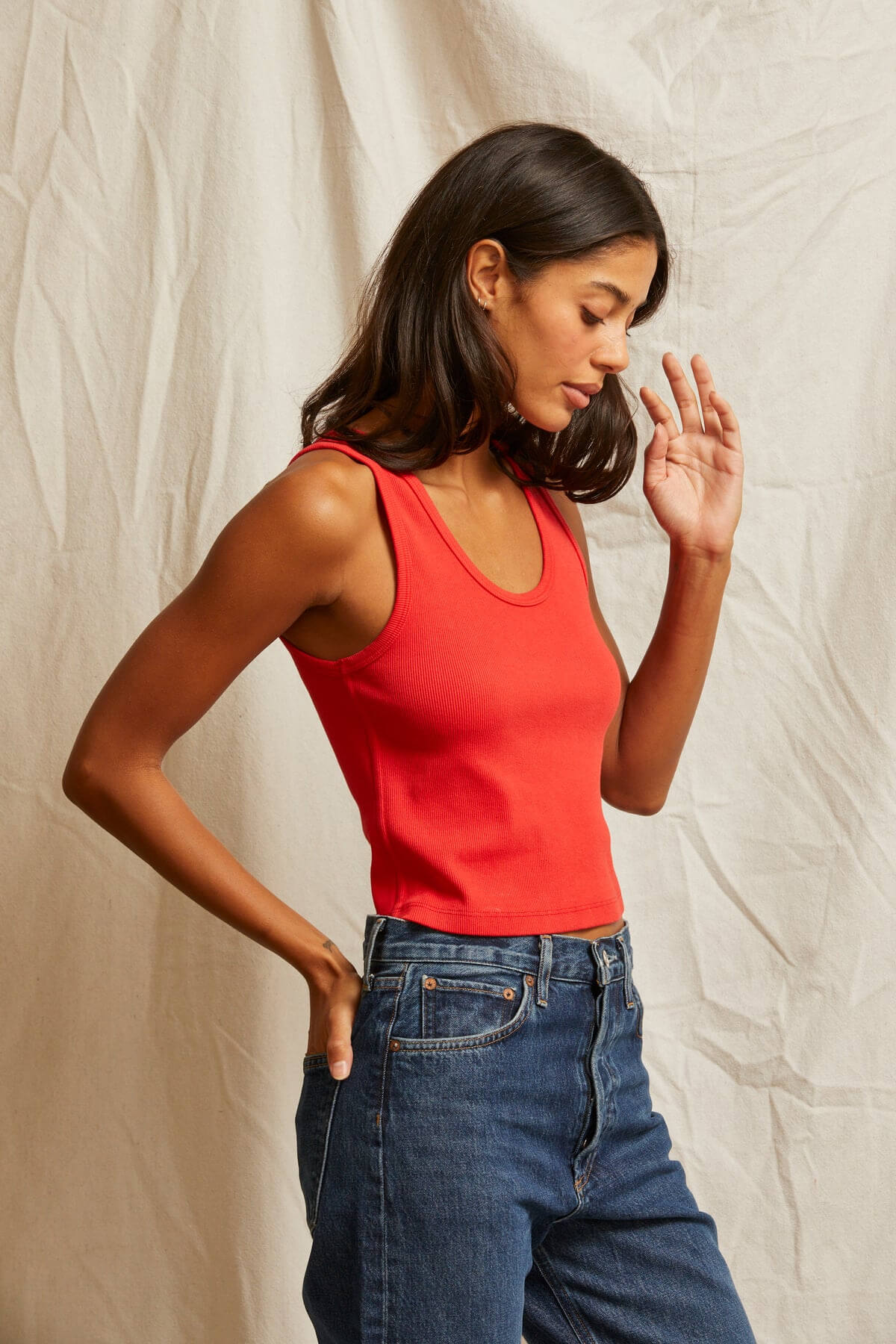 Perfect White Tee blondie tank in poppy red