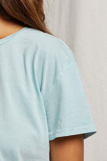 Perfect White Tee harley boxy crew in iced aqua