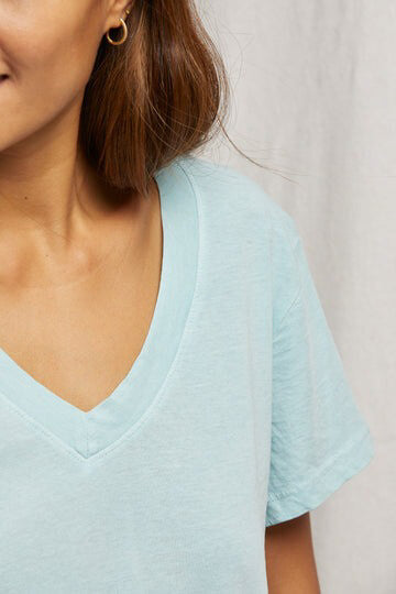 Perfect White Tee hendrix tee in iced aqua