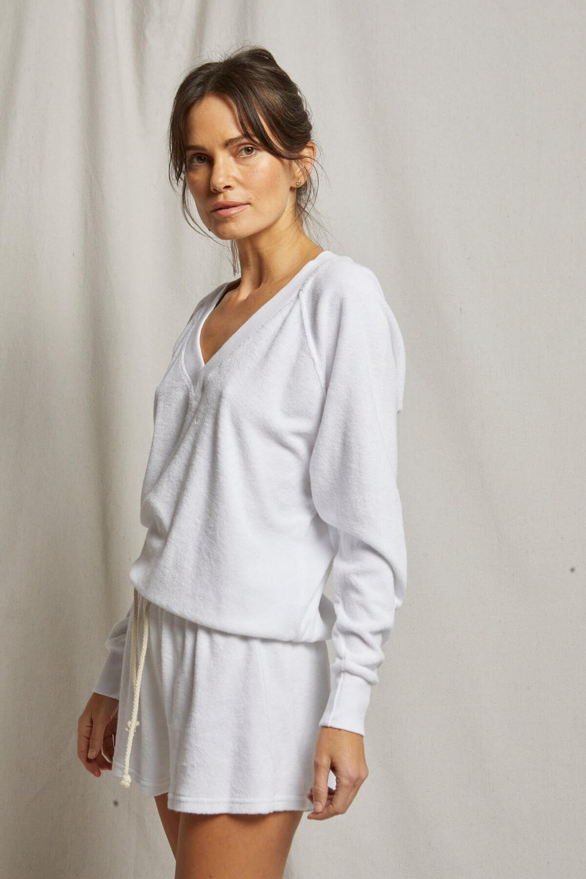 Perfect White Tee Sonny sweatshirt in white