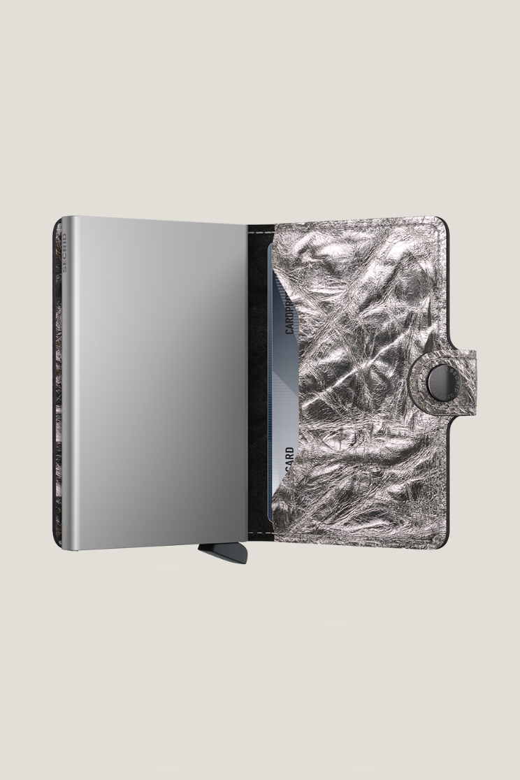 SEcrid metallic wallet in silver