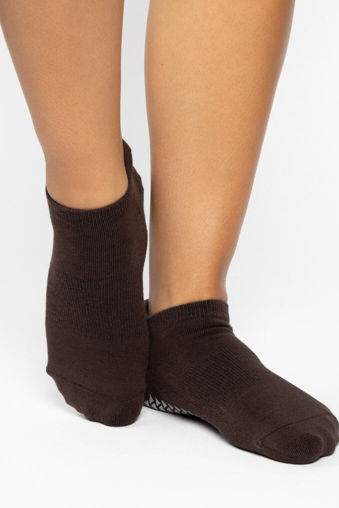 Pointe Studio union full foot sock in turkish delight