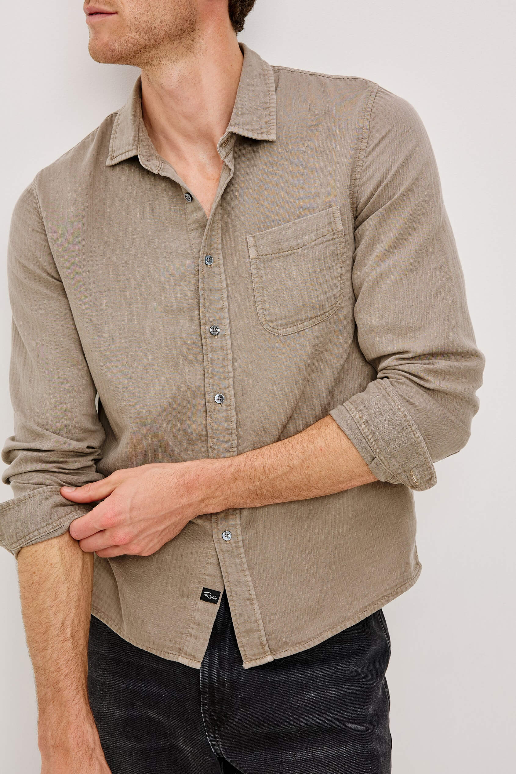 Rails Owen Shirt in desert path