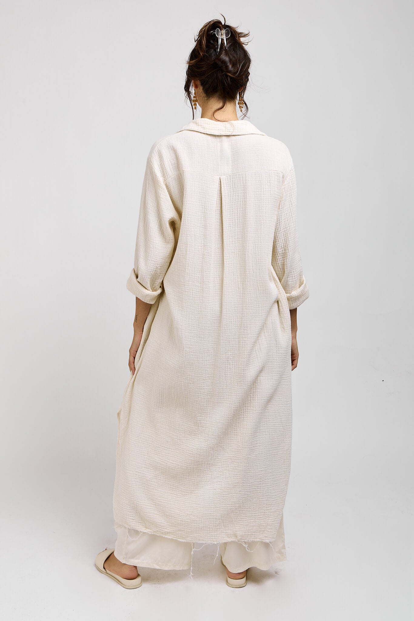 Womens full length duster with collar and roll sleeves