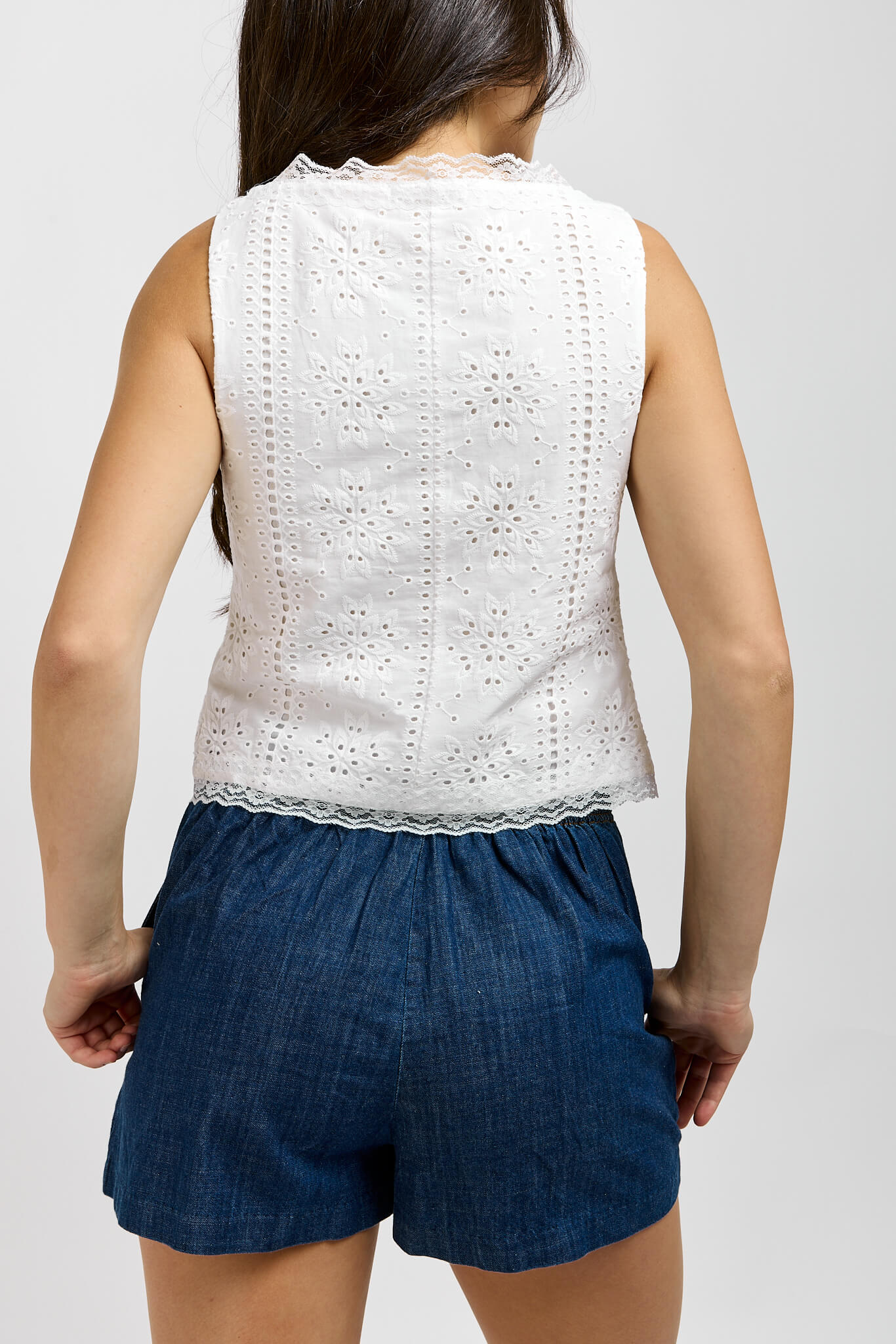Womens blue high waisted shorts with no back pockets
