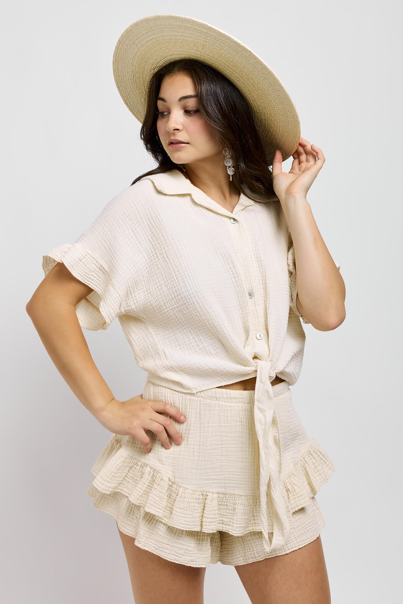 Womens ruffle bottom gauze style shorts