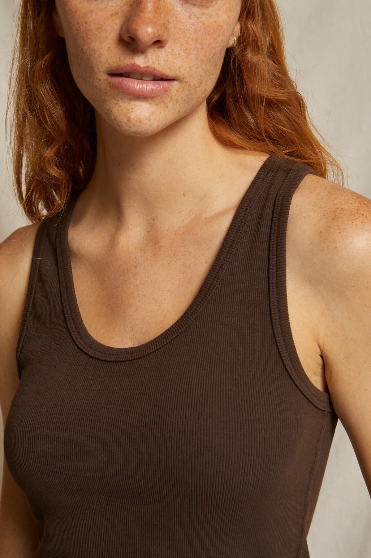 perfect white tee cafe