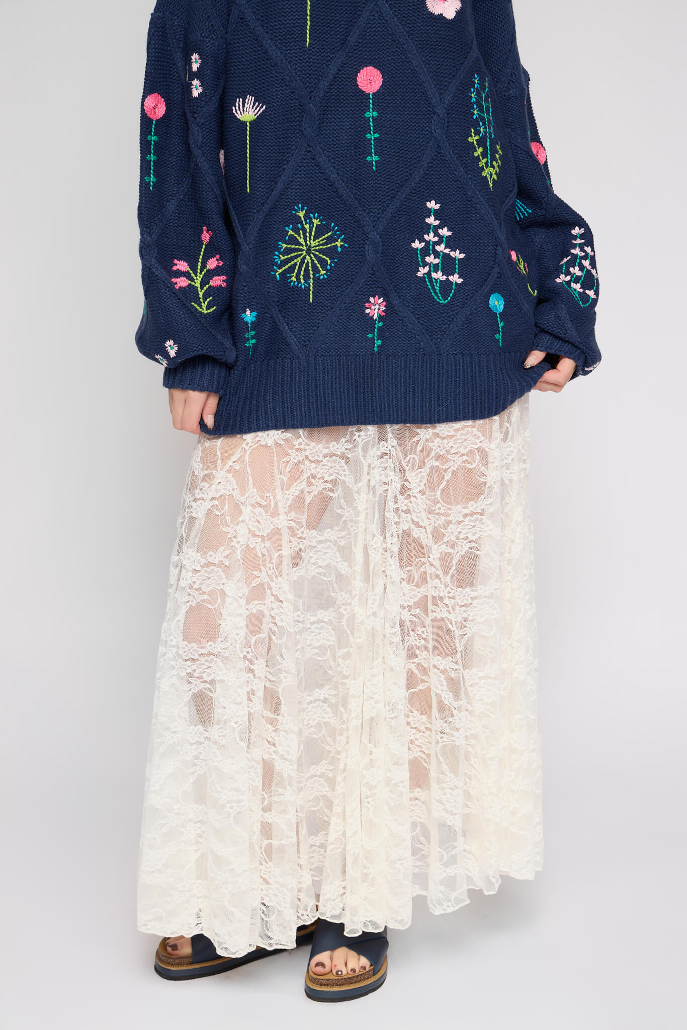 Womens white lace skirt