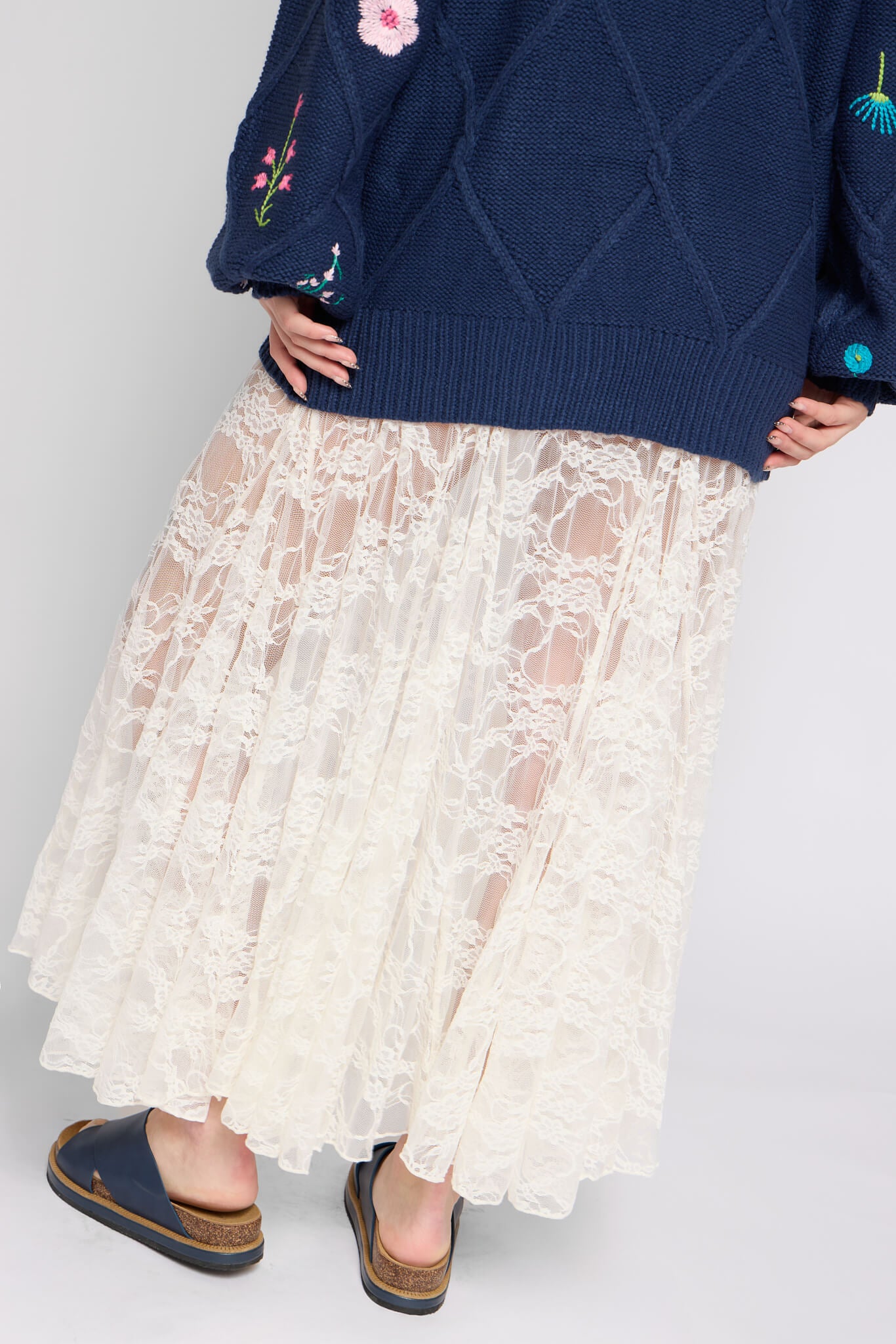 Womens white lace flowy maxi skirt