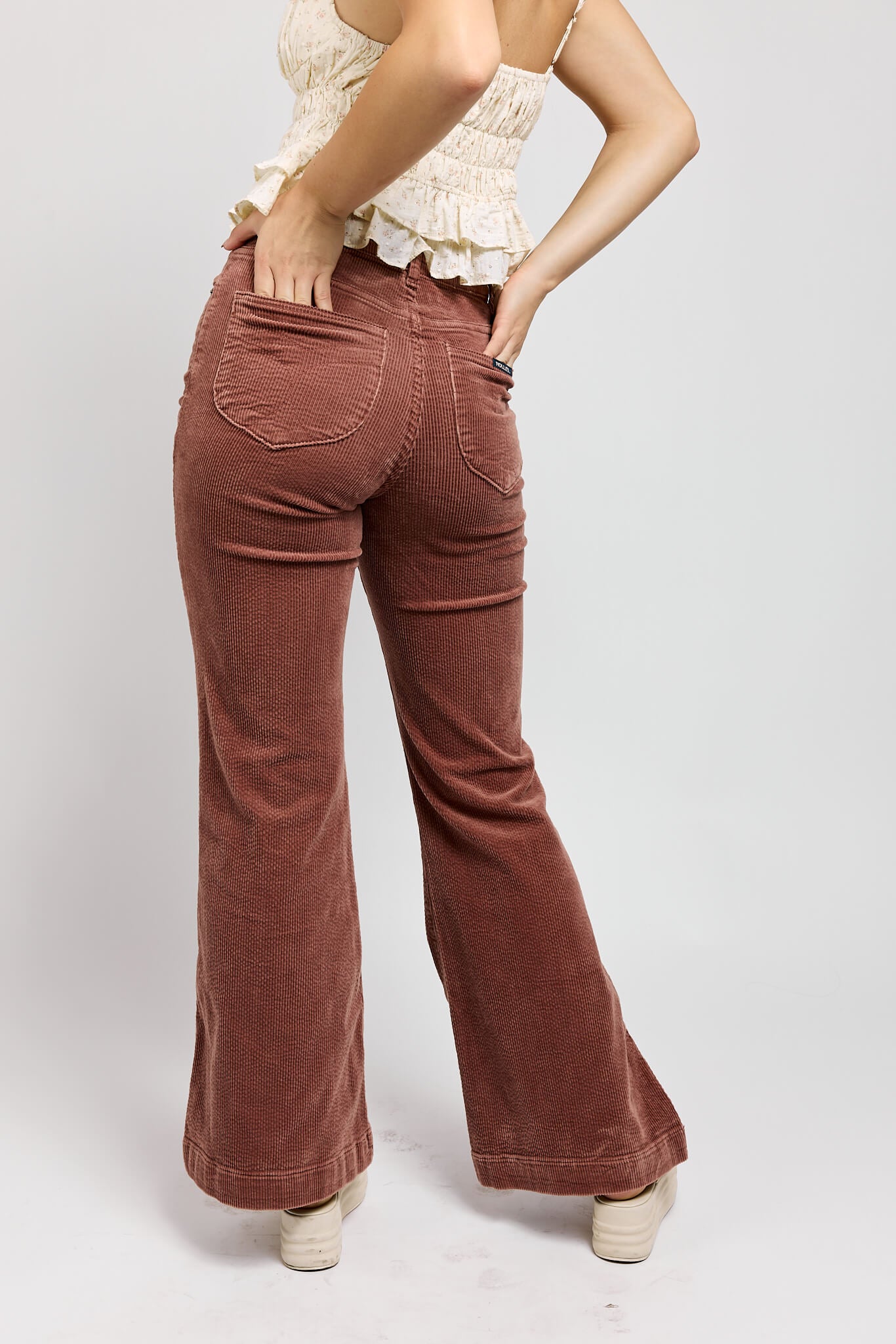 Rolla's Jeans Eastcoast Flare in rosewood cord