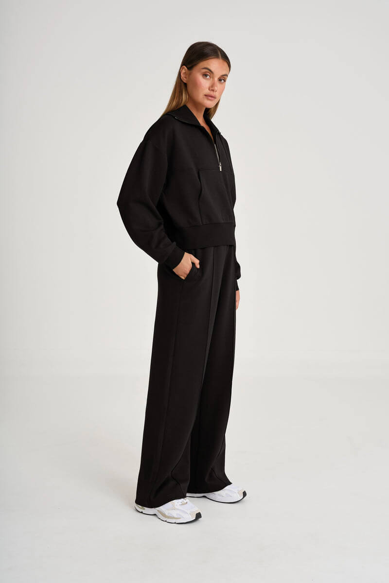 ALLFENIX Soft Luxury 1/4 Zip in black